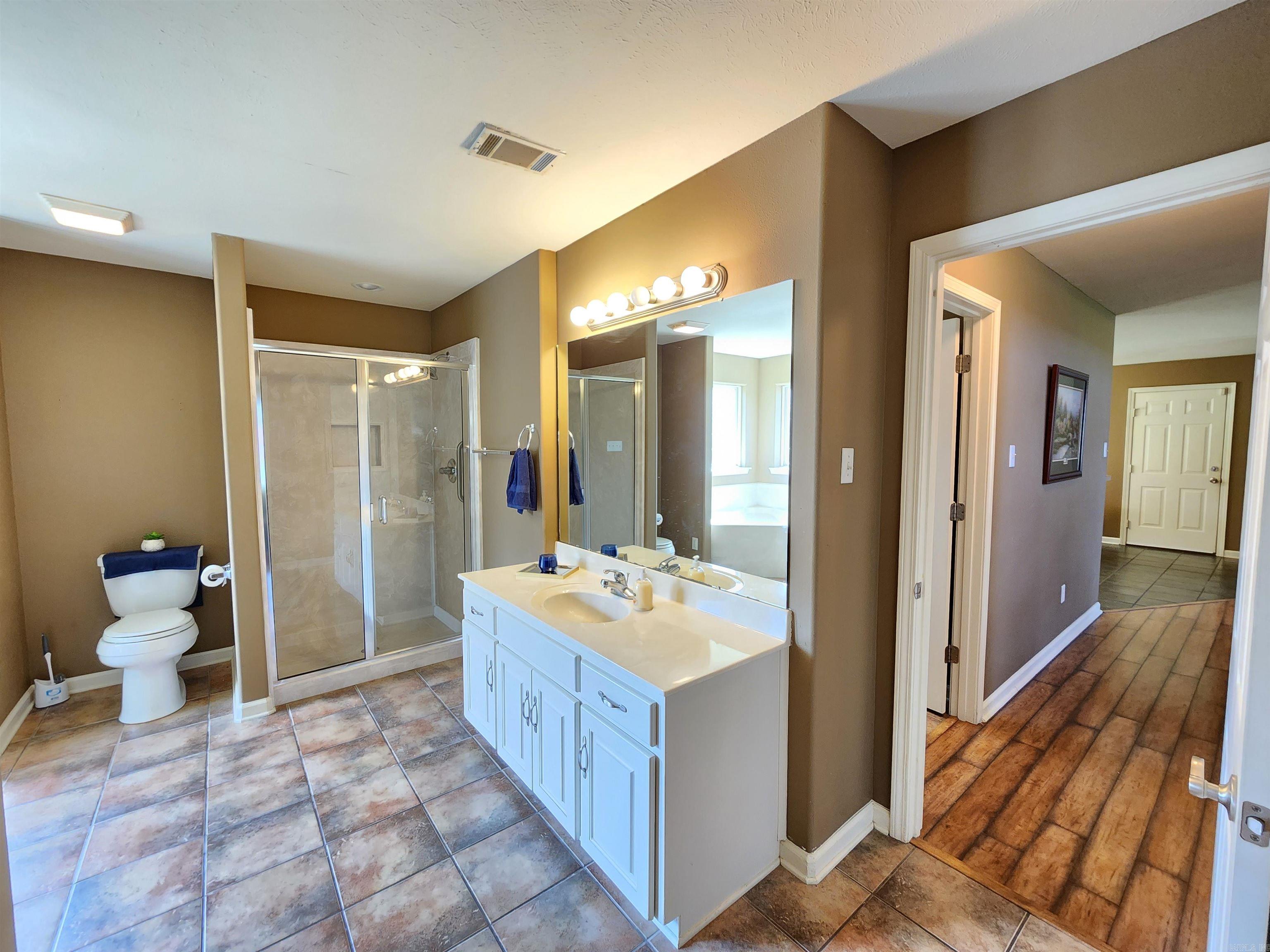108 Meadows Lane Property Photo 20