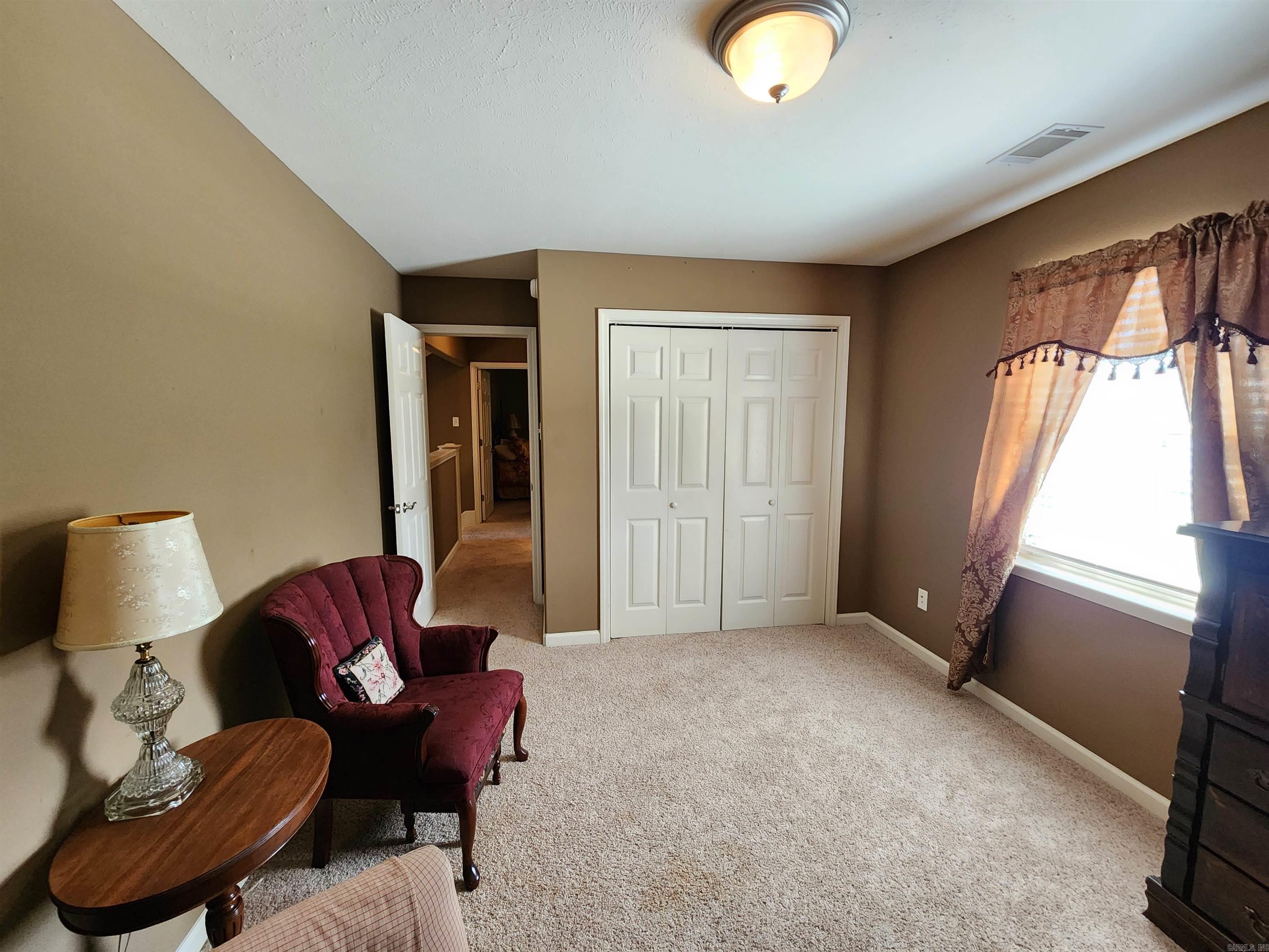 108 Meadows Lane Property Photo 28