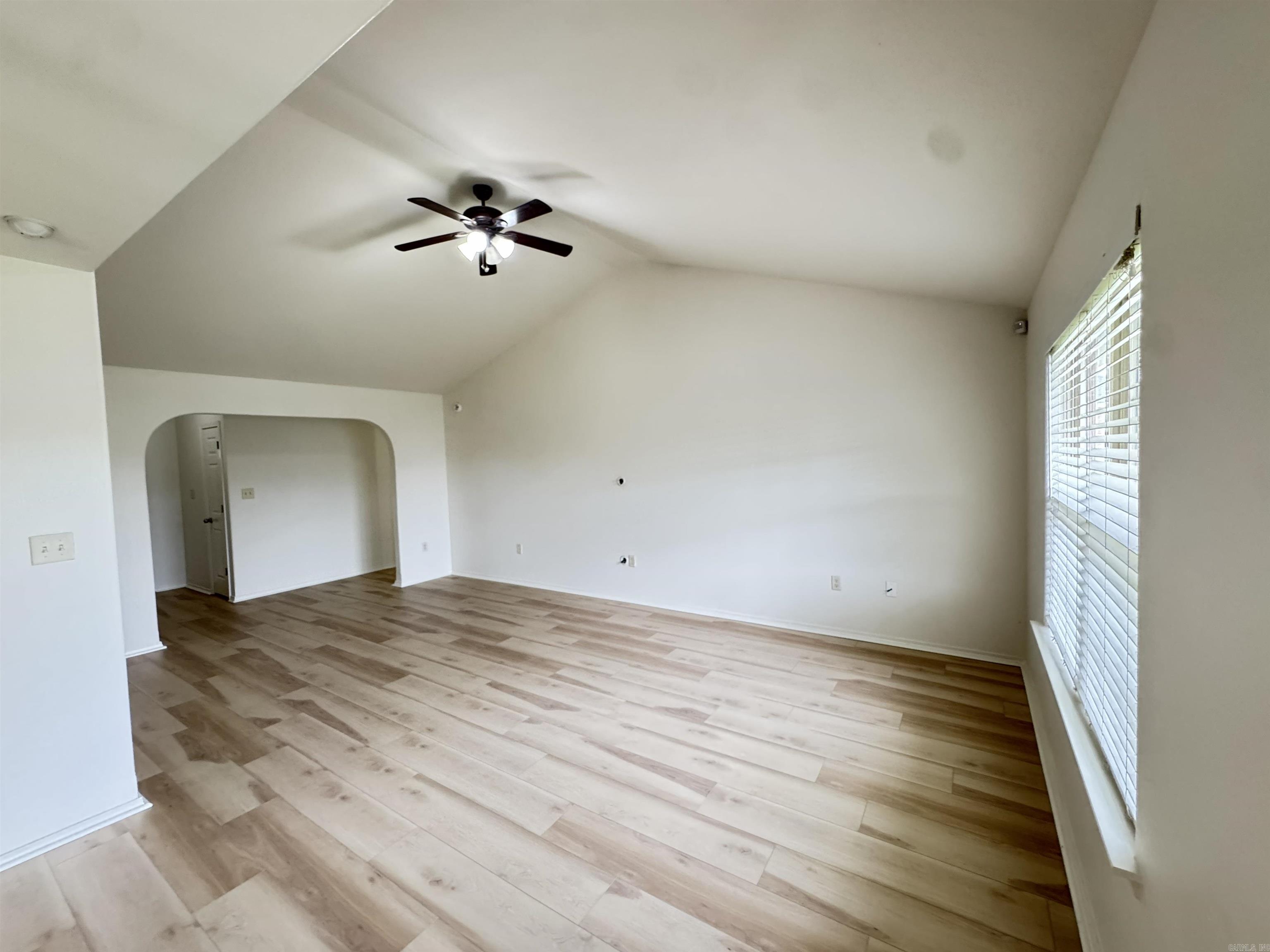 18 Apricot Property Photo 14
