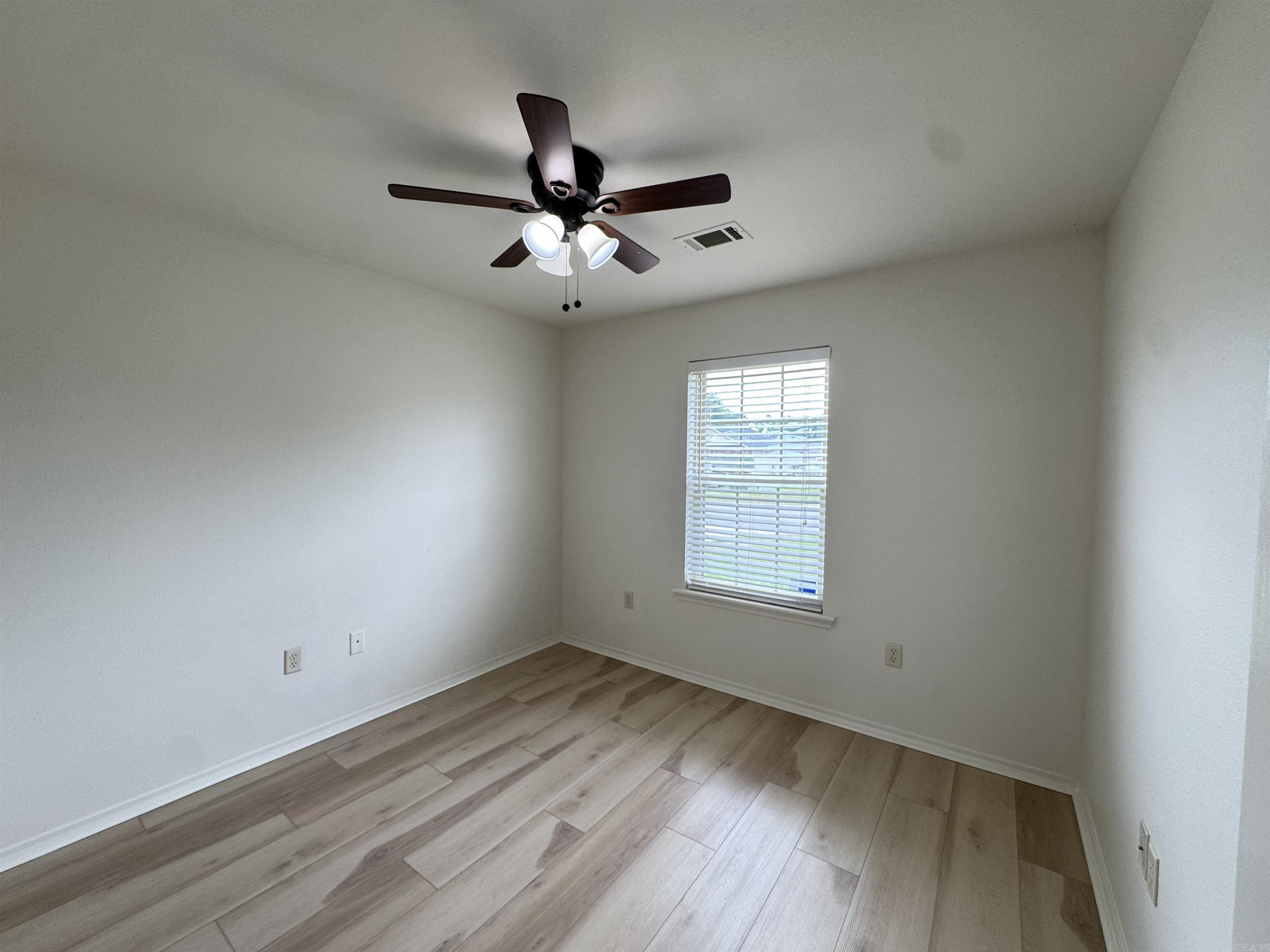 18 Apricot Property Photo 23