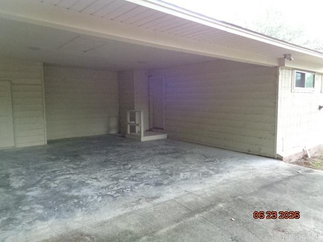 2318 W Lakeview Property Photo 3