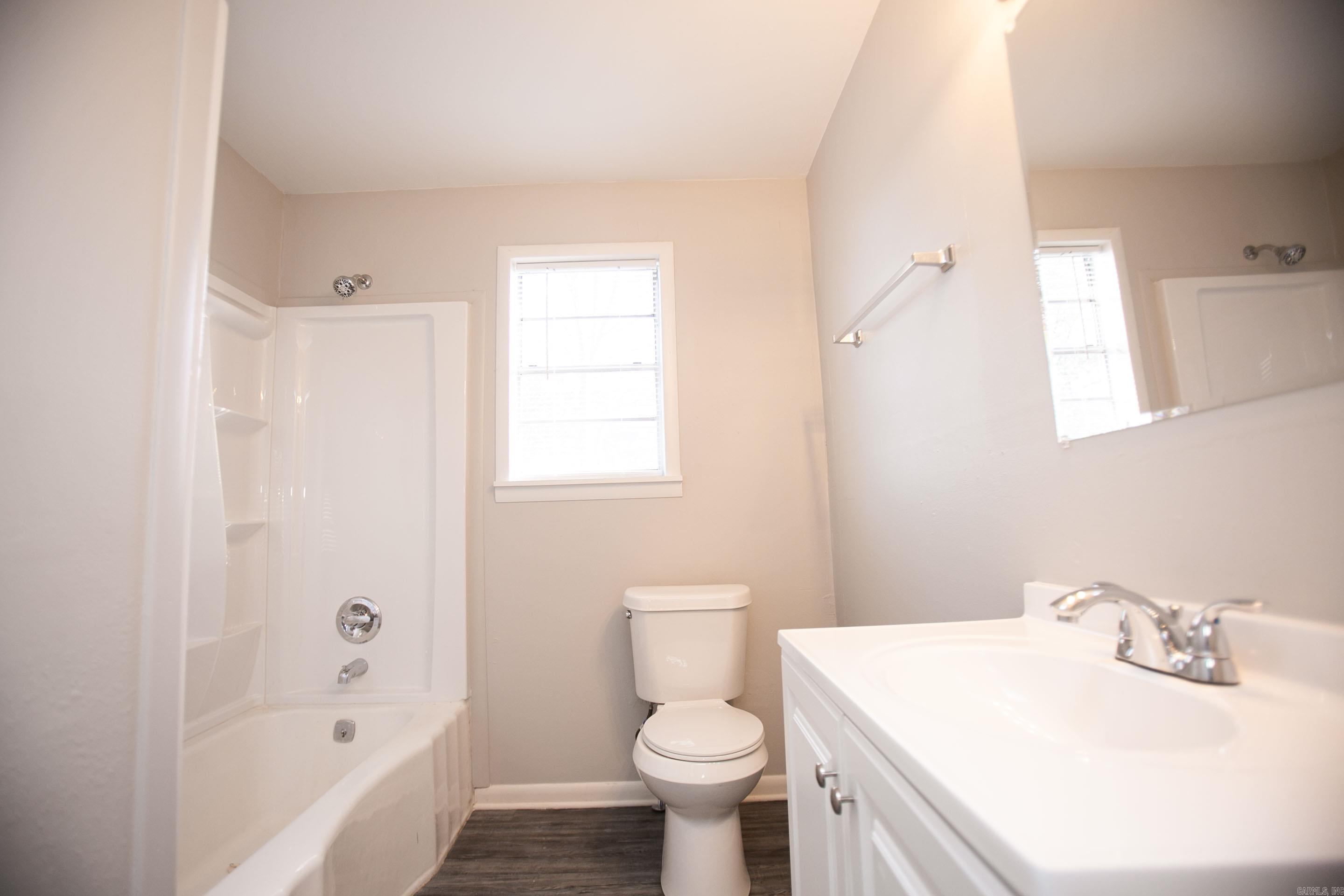 3119 S Izard Street Property Photo 9
