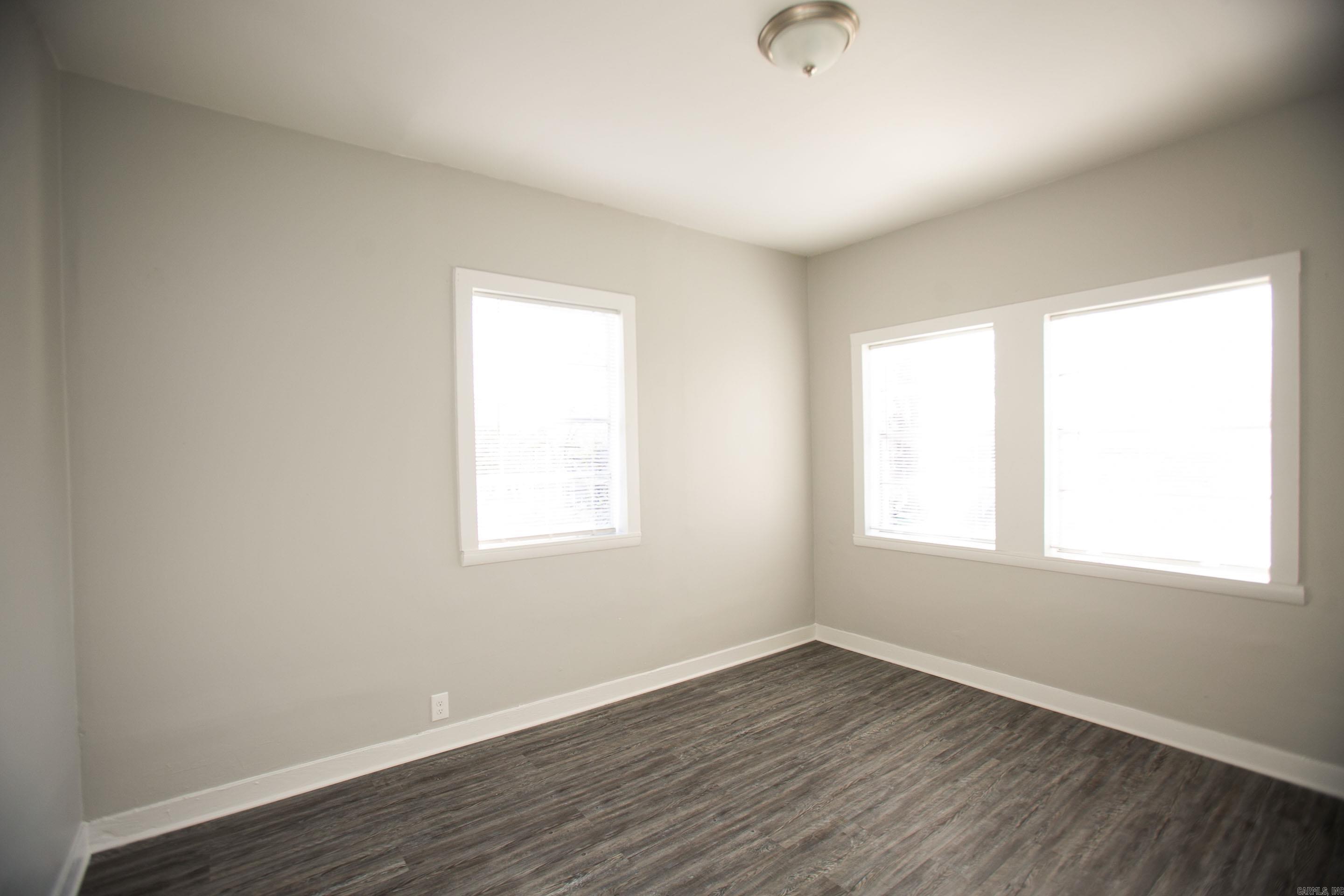 3119 S Izard Street Property Photo 13