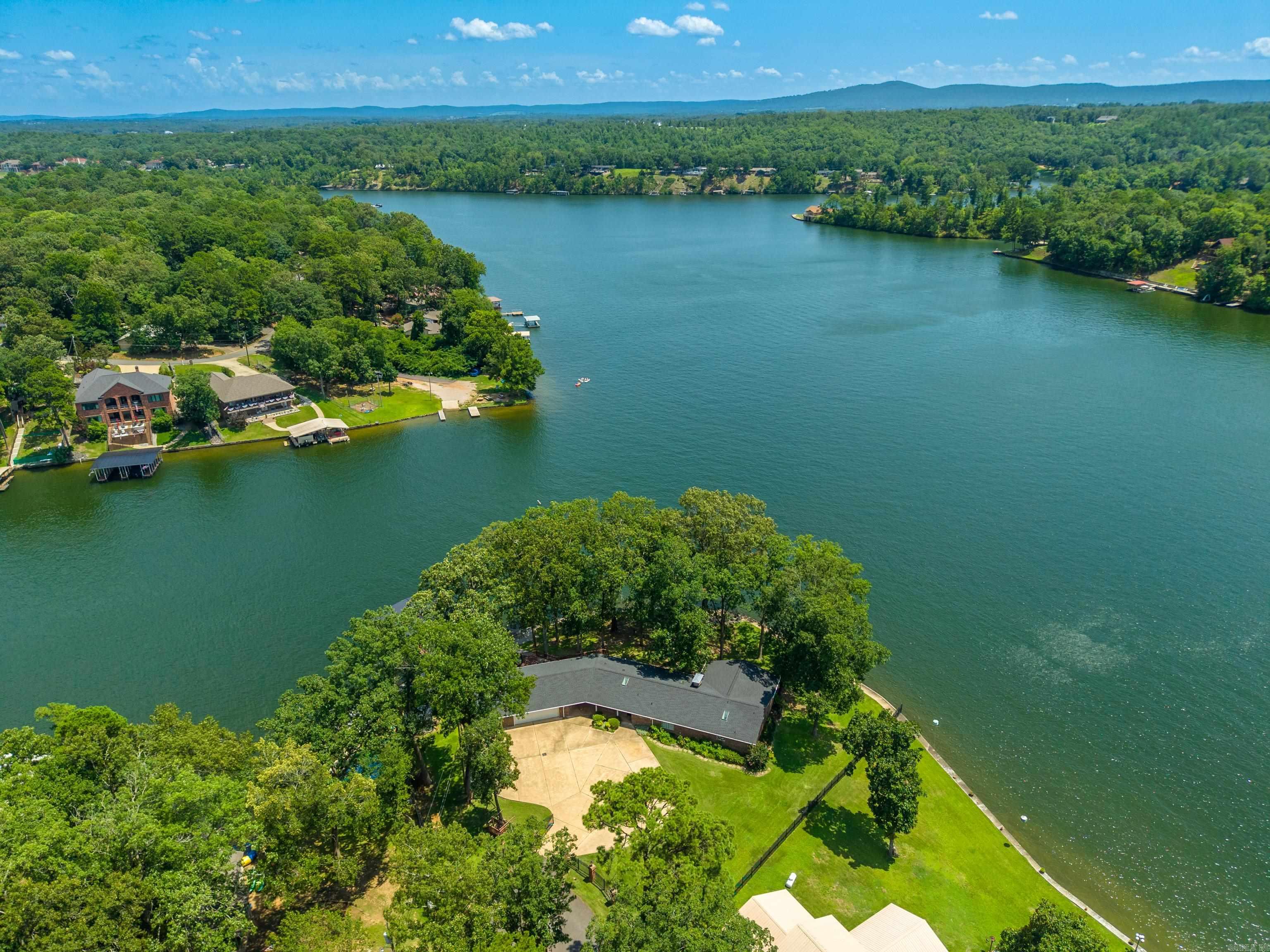 164 Riverside Drive Property Photo 2
