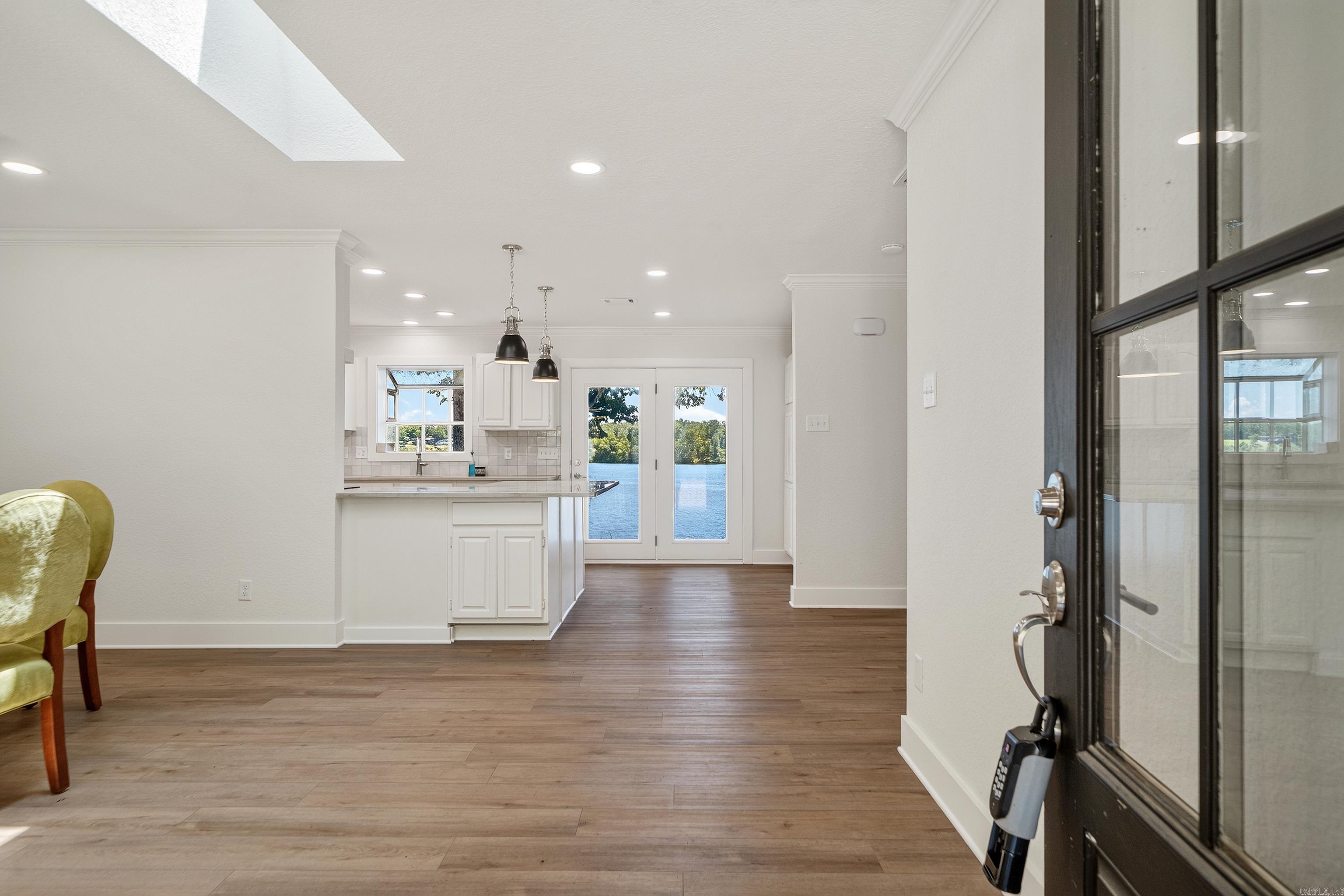 164 Riverside Drive Property Photo 7