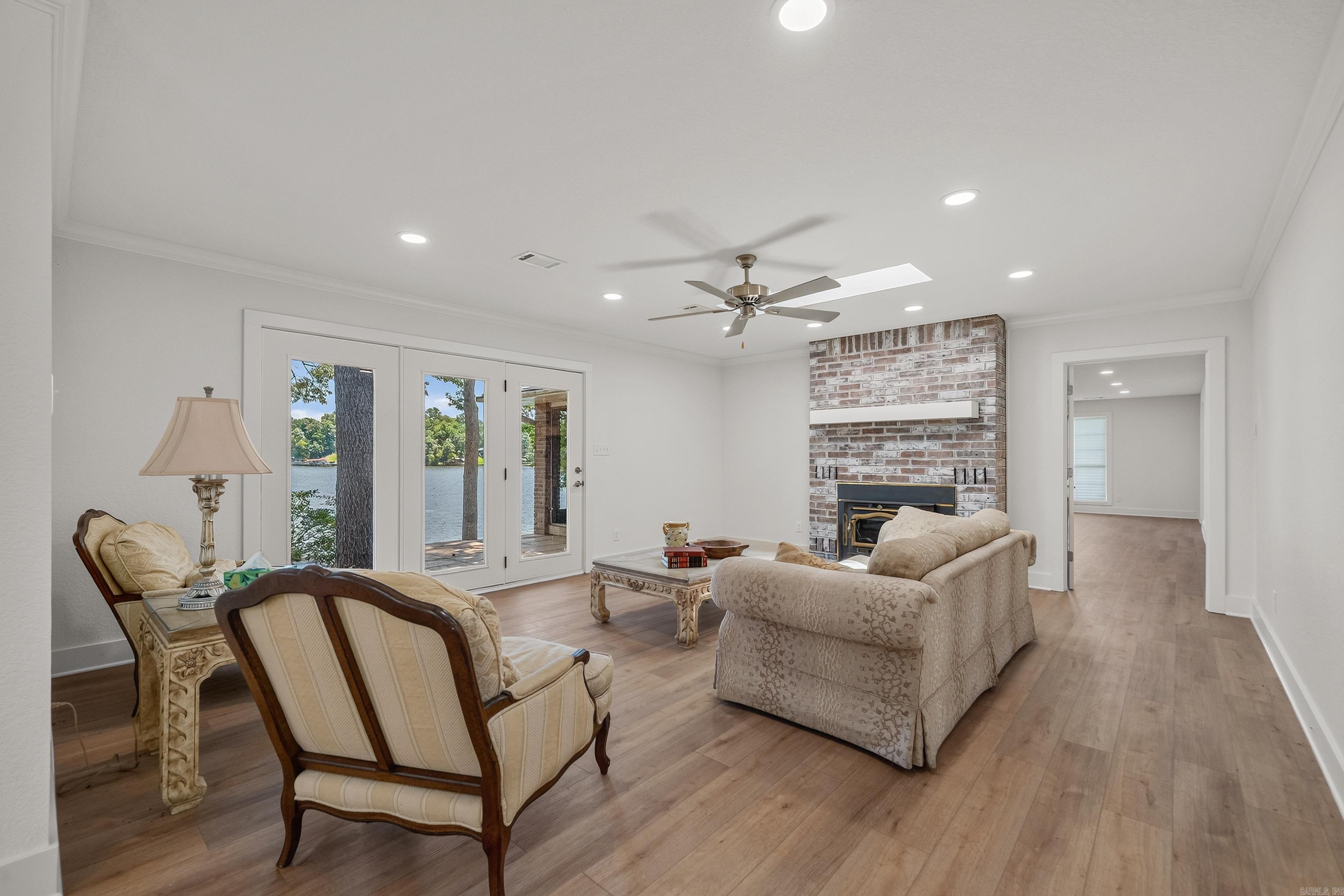 164 Riverside Drive Property Photo 10