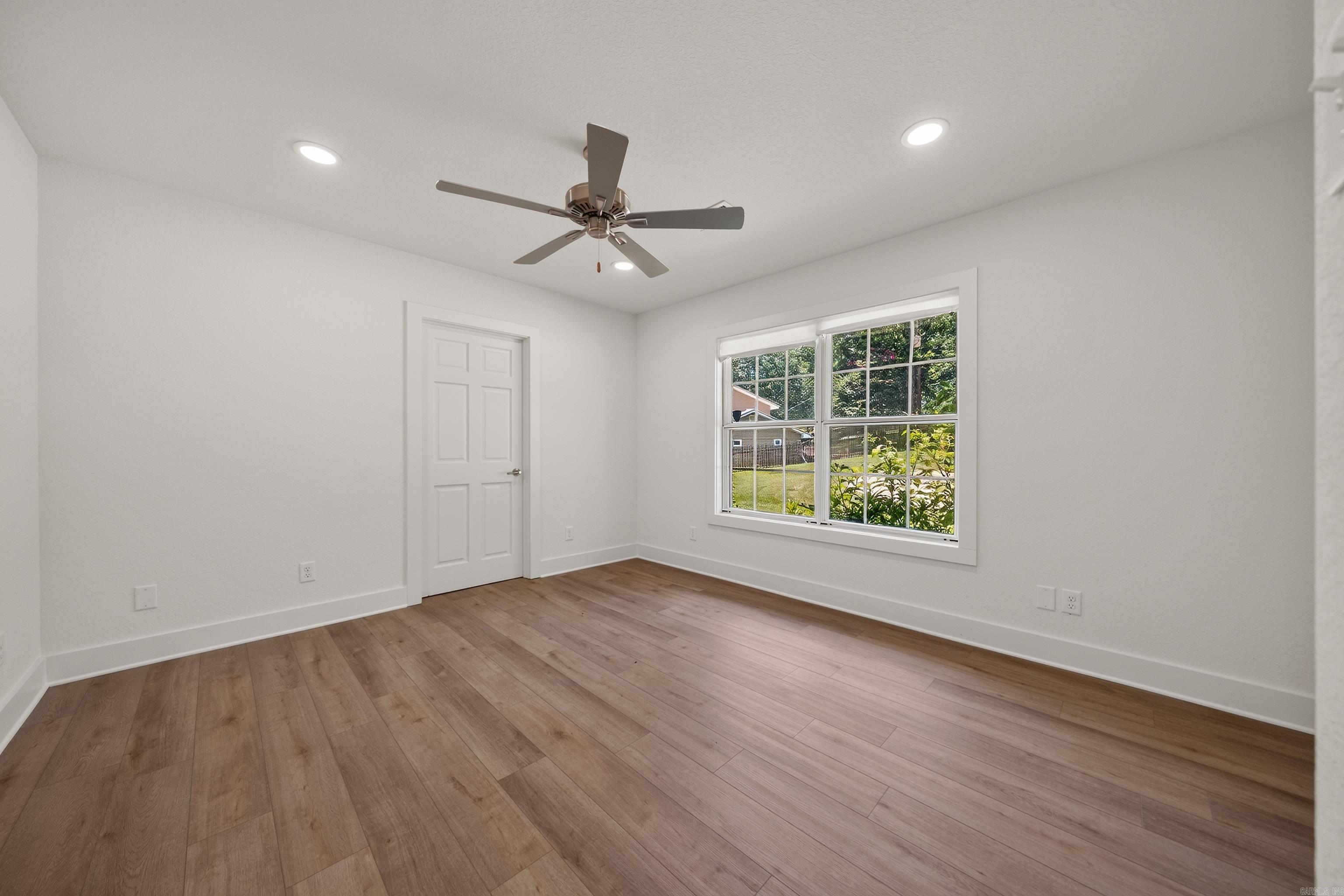164 Riverside Drive Property Photo 14