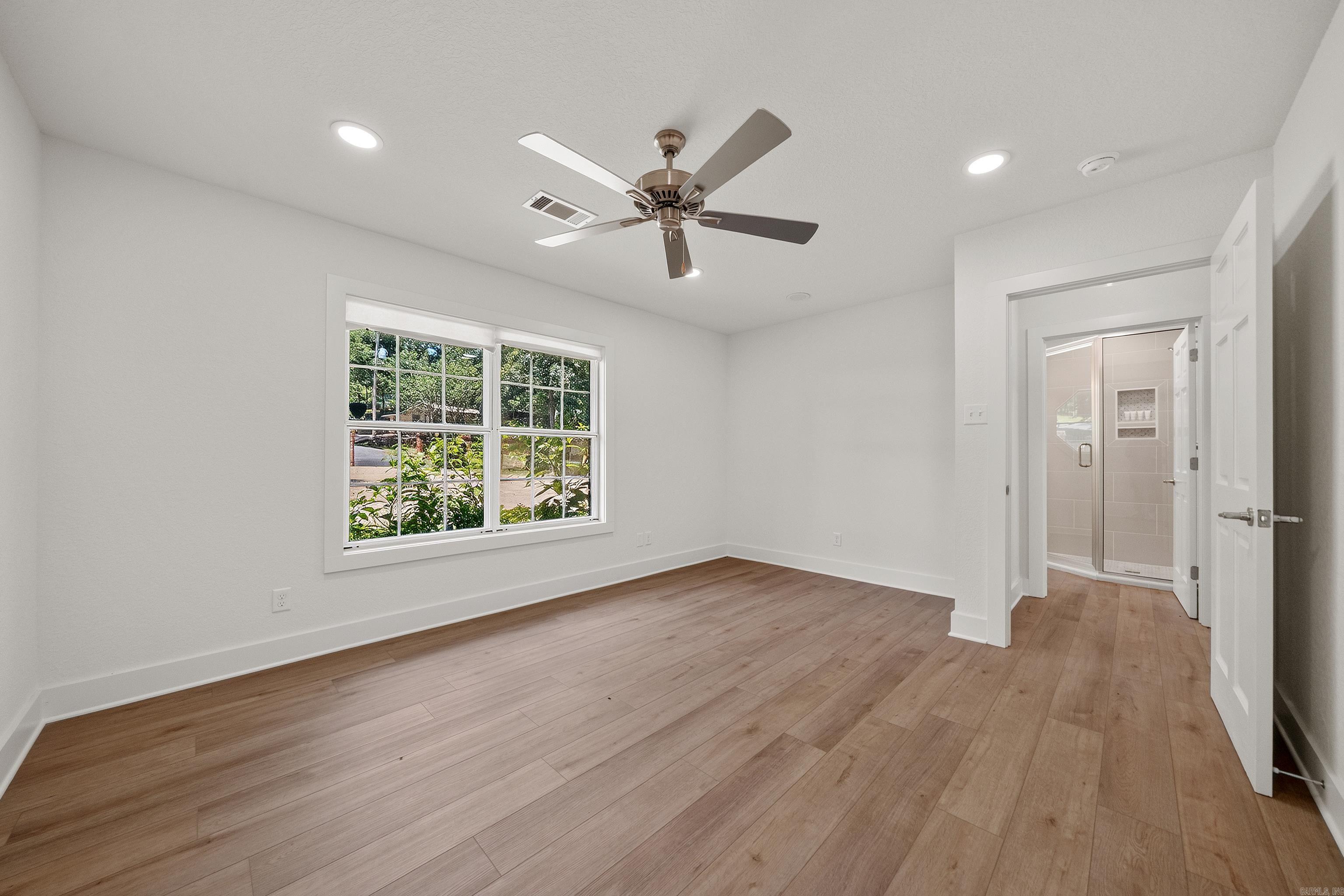 164 Riverside Drive Property Photo 15