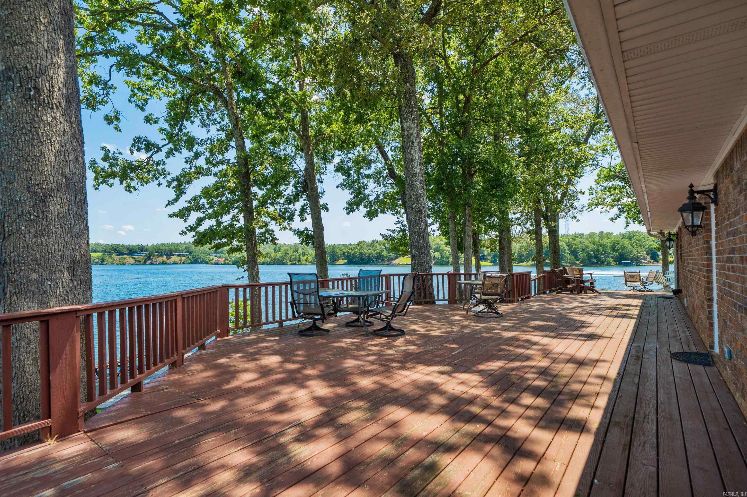 164 Riverside Drive Property Photo 39