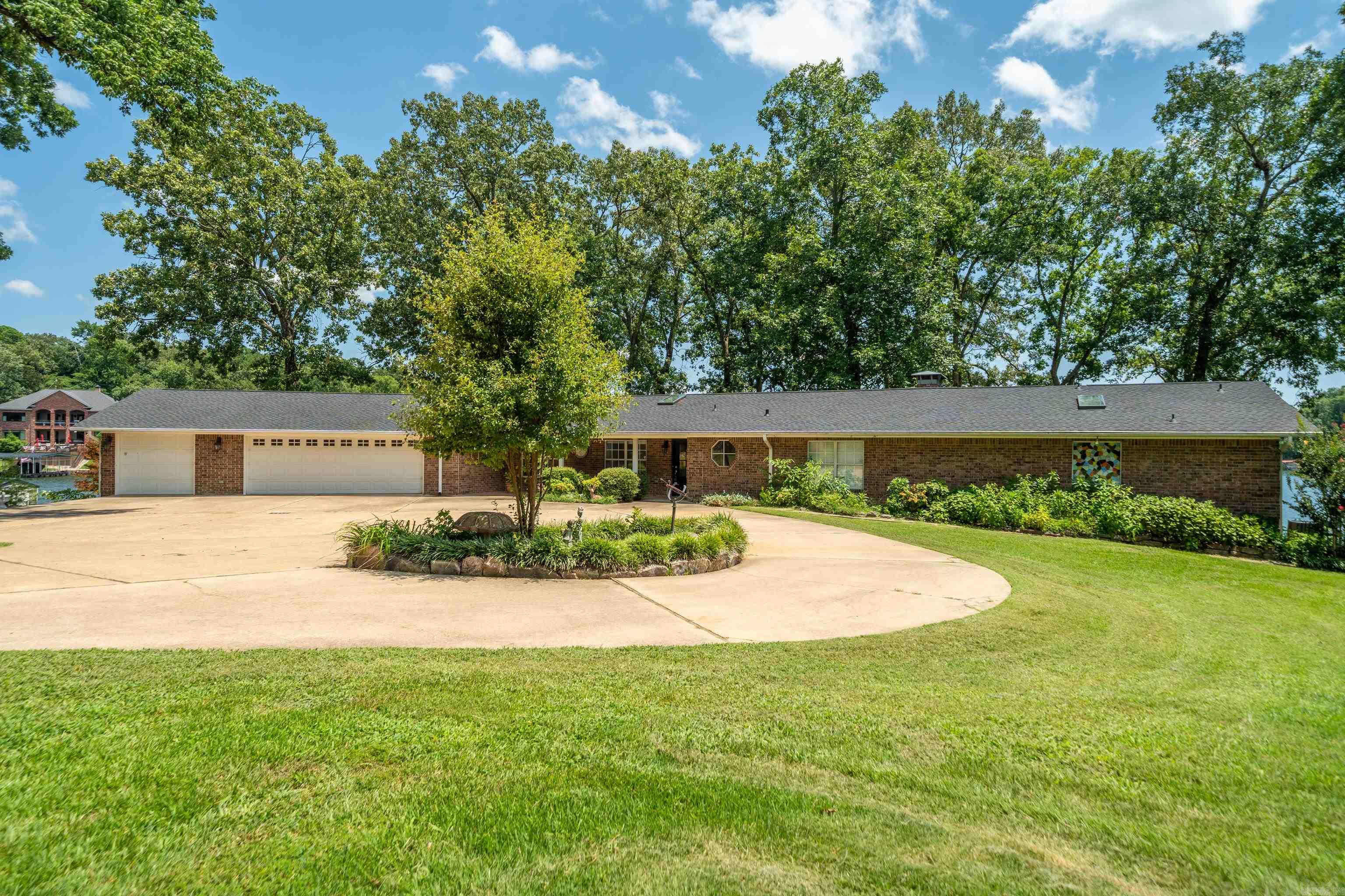 164 Riverside Drive Property Photo 48