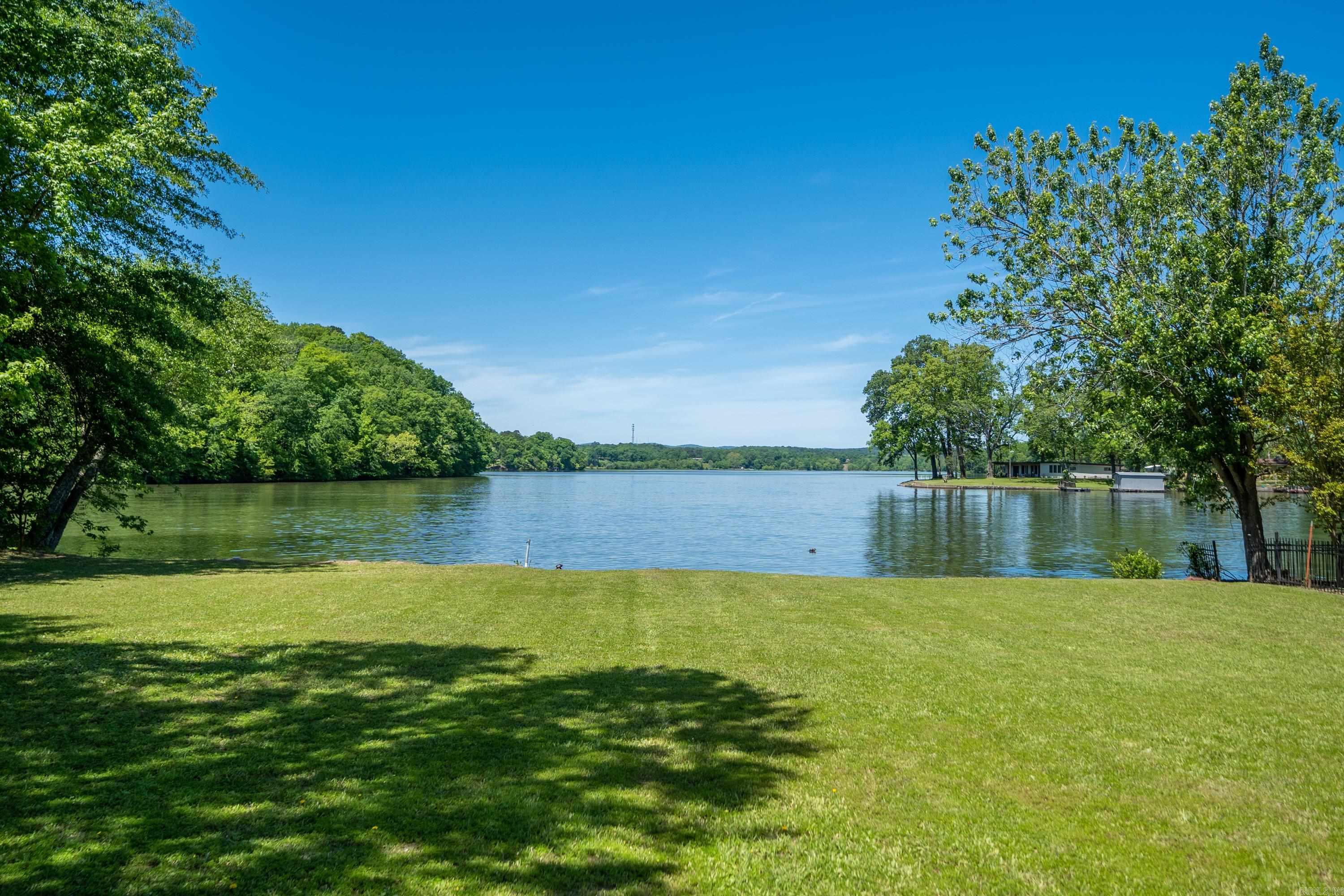 225 Lost Lake Point Property Photo 5
