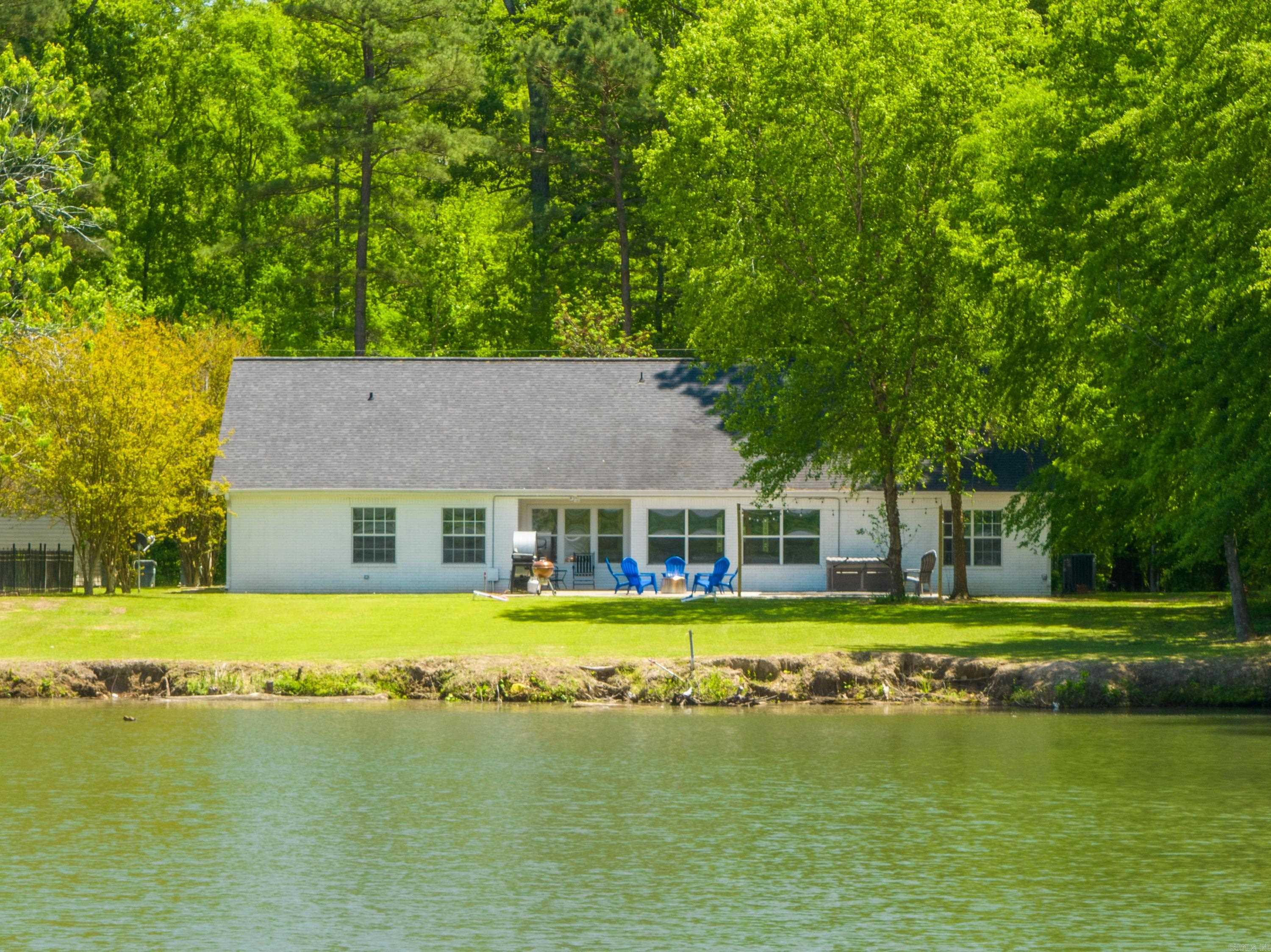 225 Lost Lake Point Property Photo 43