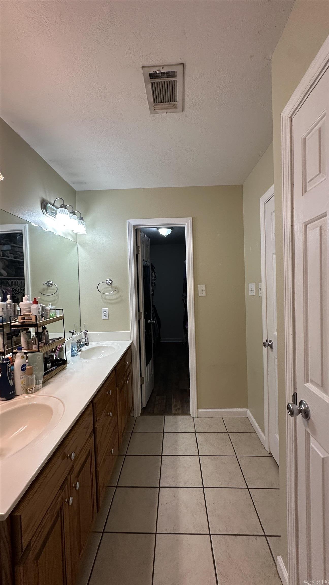 309 Michael Cir Property Photo 4