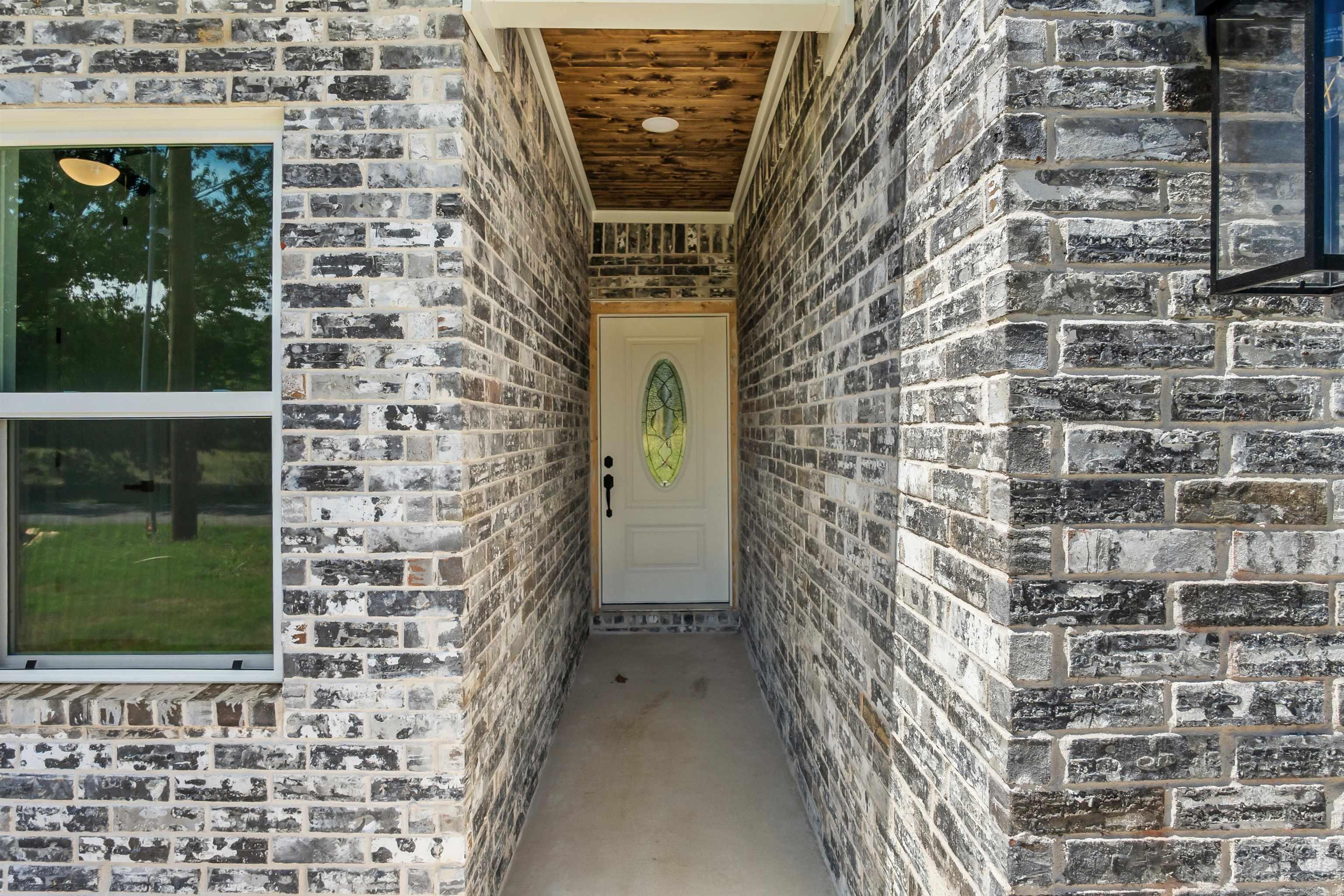 118 S Apple Property Photo 3