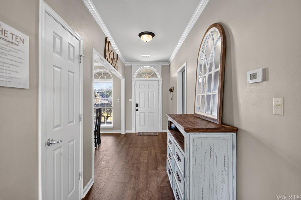3024 Gemstone Cove Property Photo 6