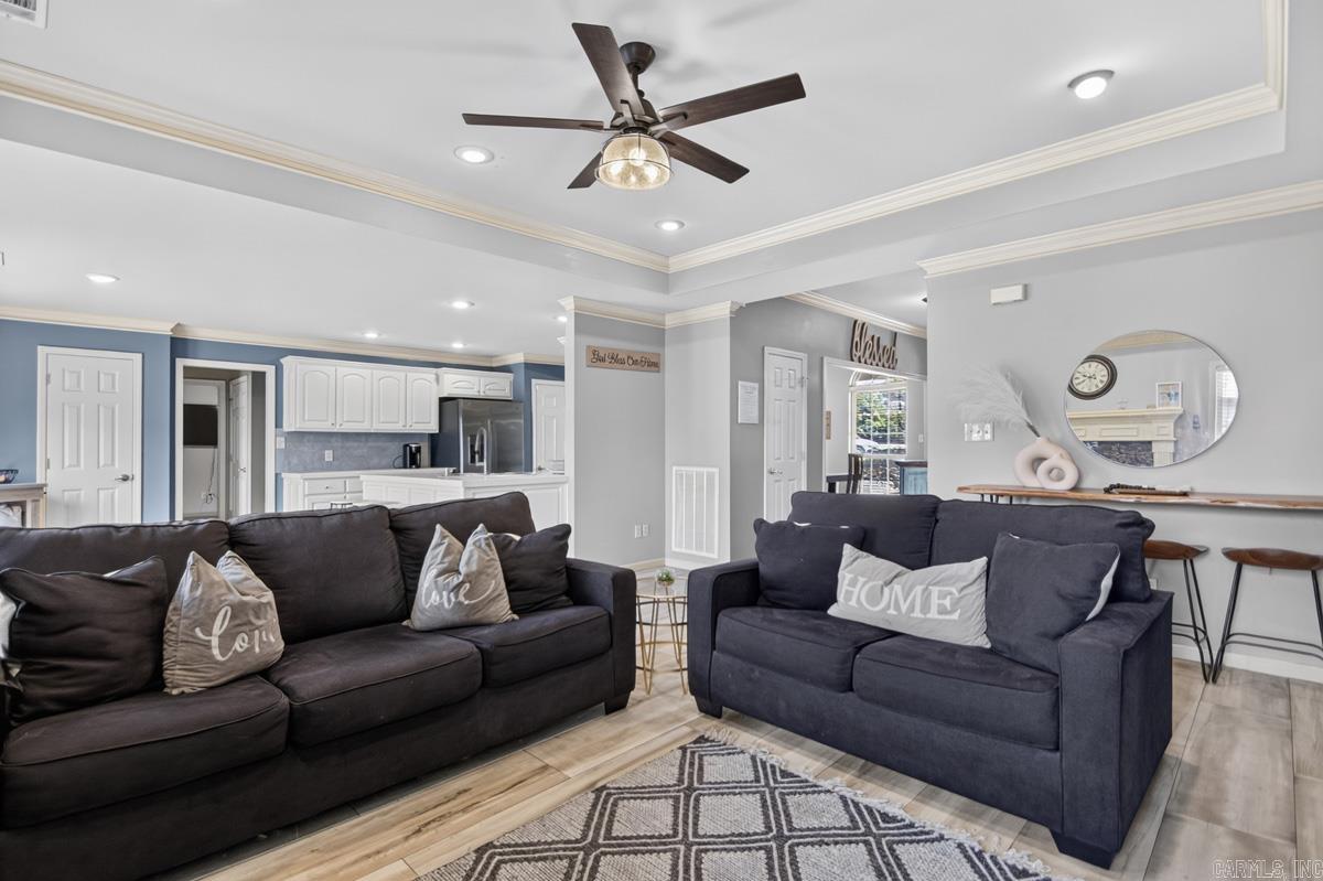 3024 Gemstone Cove Property Photo 13