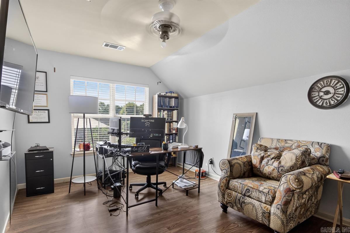 3024 Gemstone Cove Property Photo 27