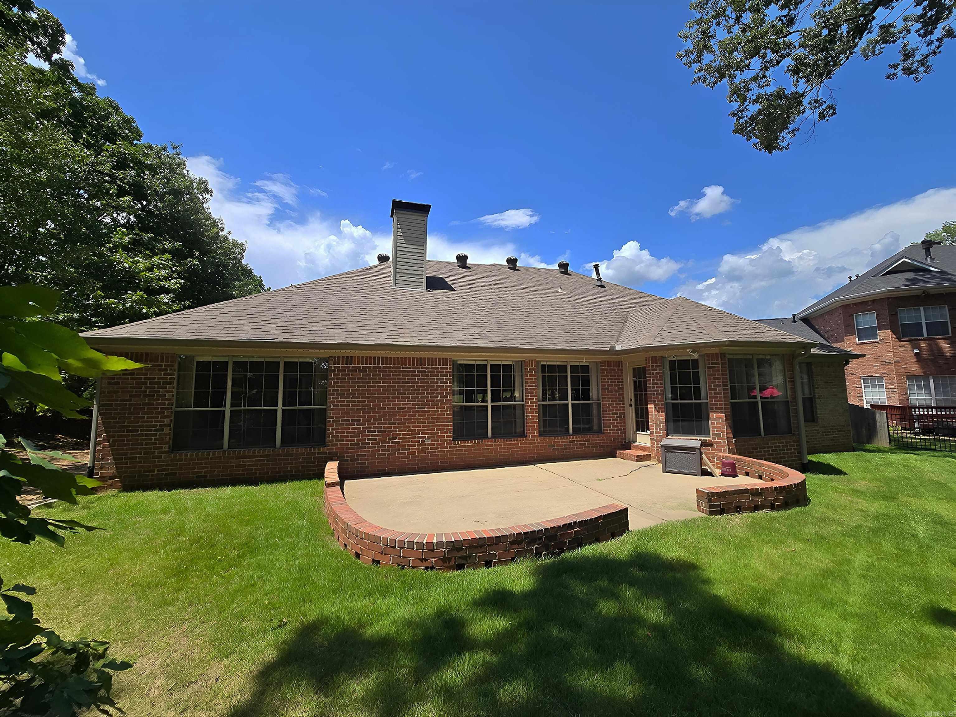 210 Deauville Drive Property Photo 4