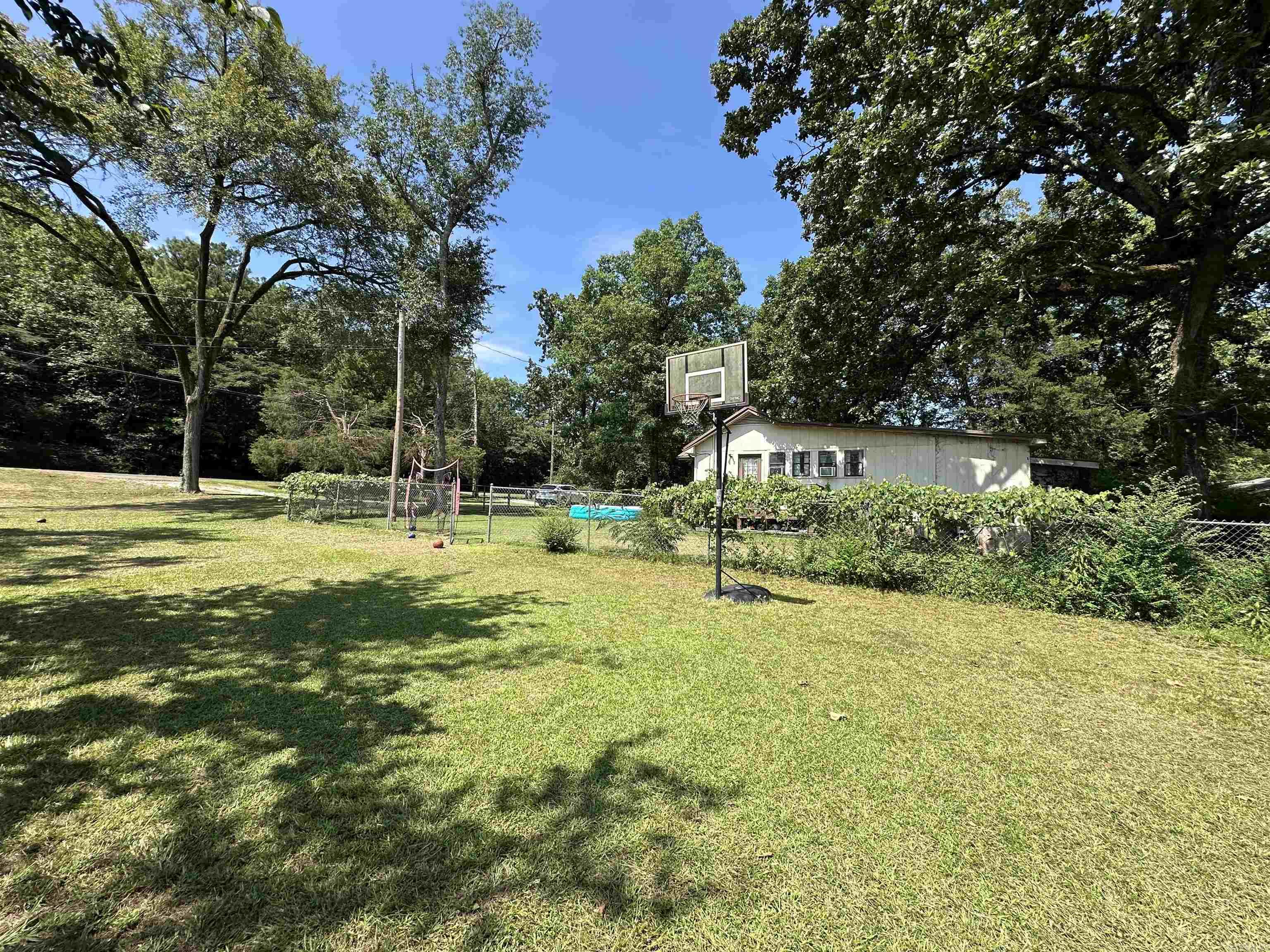 220 Grand Point Drive Property Photo 4