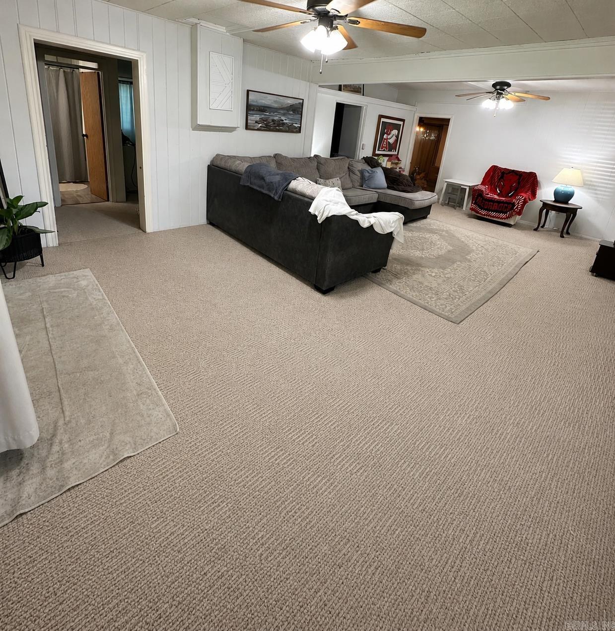 220 Grand Point Drive Property Photo 5