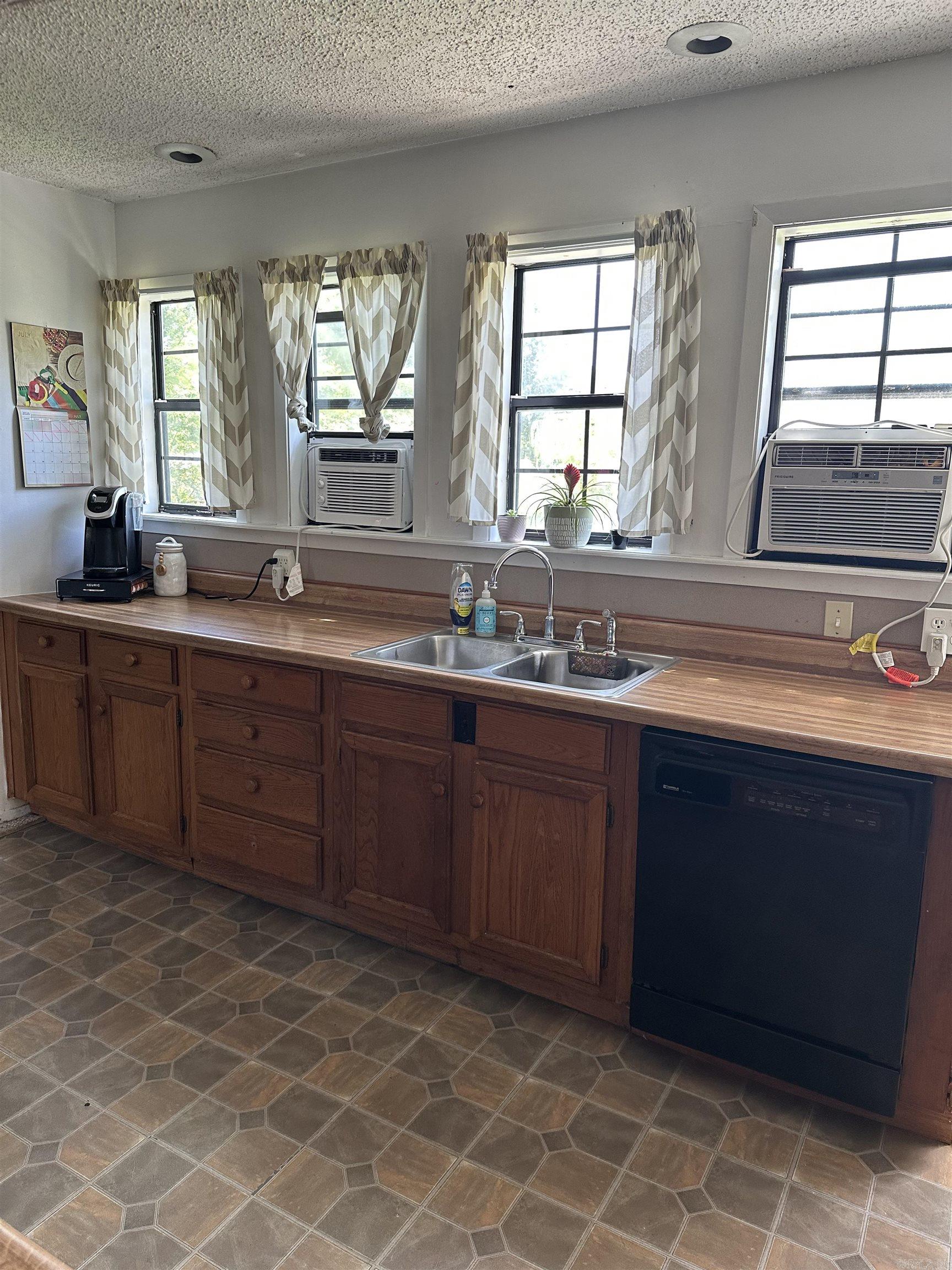 220 Grand Point Drive Property Photo 12