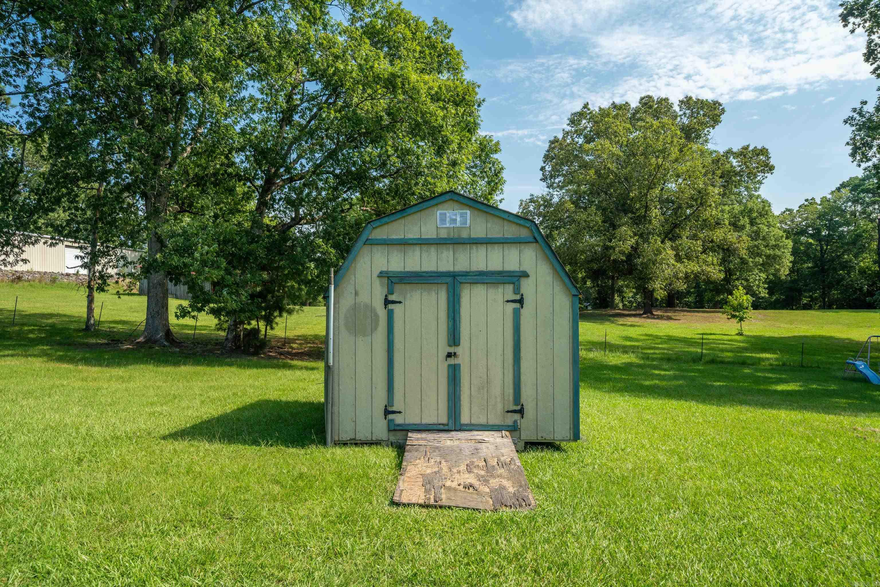 121 Raley Lane Property Photo 44