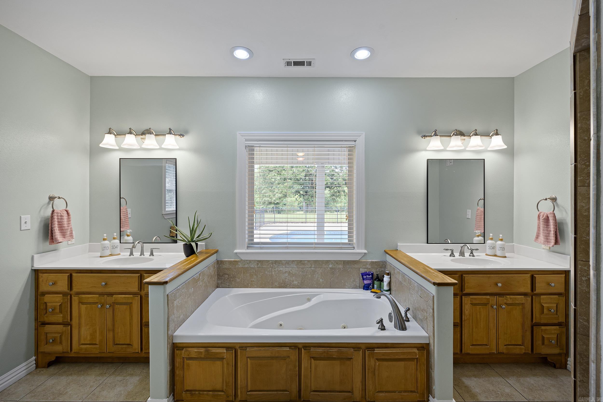 751 Walthall Road Property Photo 17
