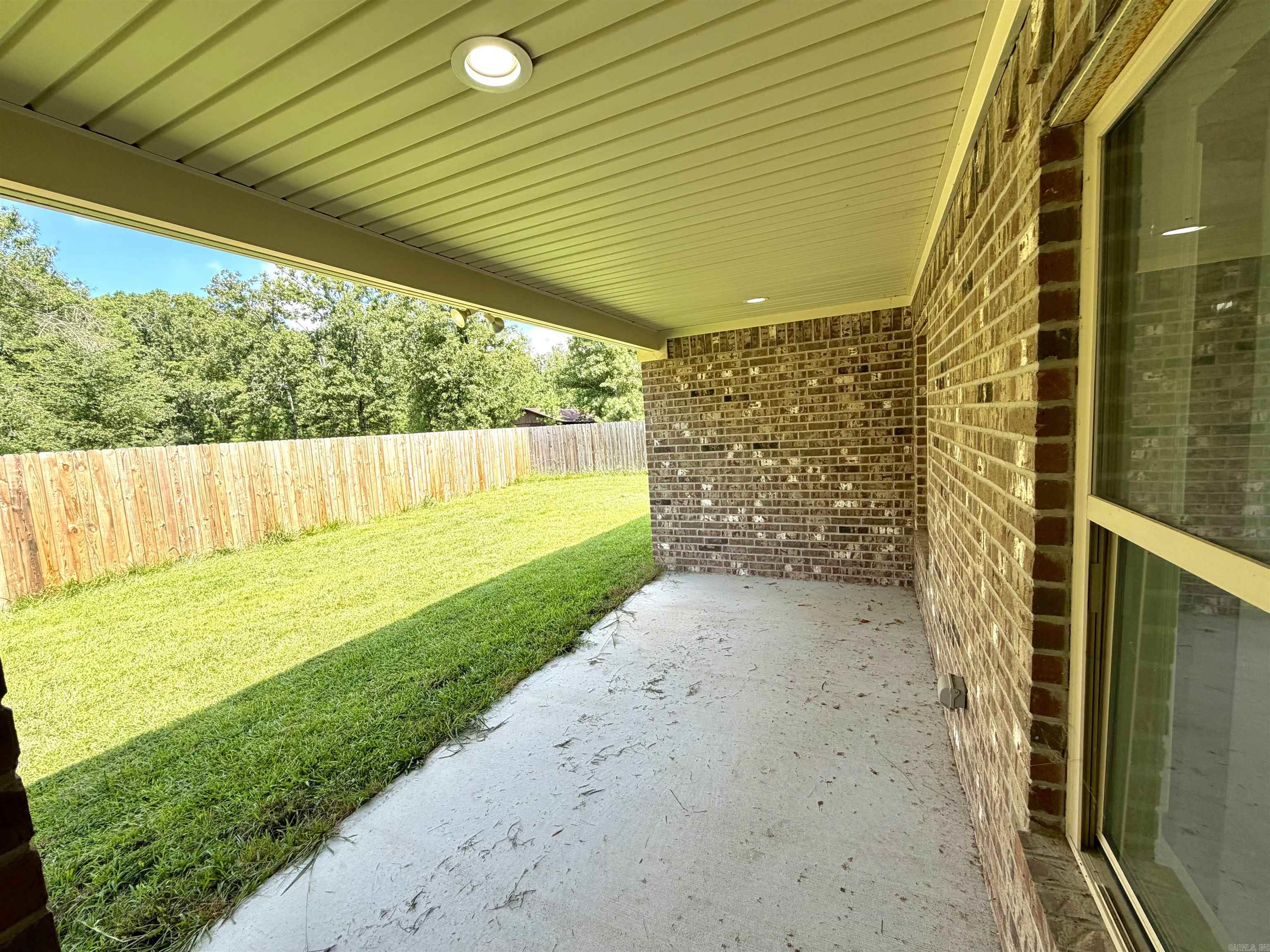 200 Shamsie Lane Property Photo 6