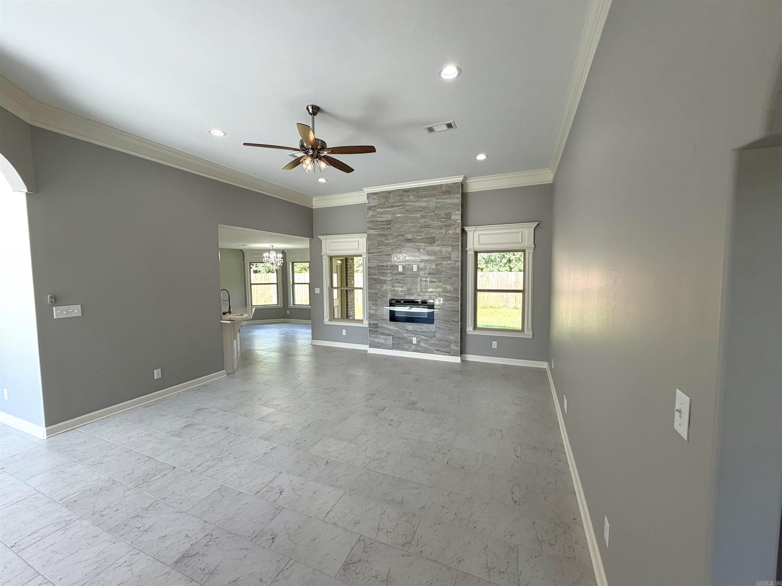 200 Shamsie Lane Property Photo 10