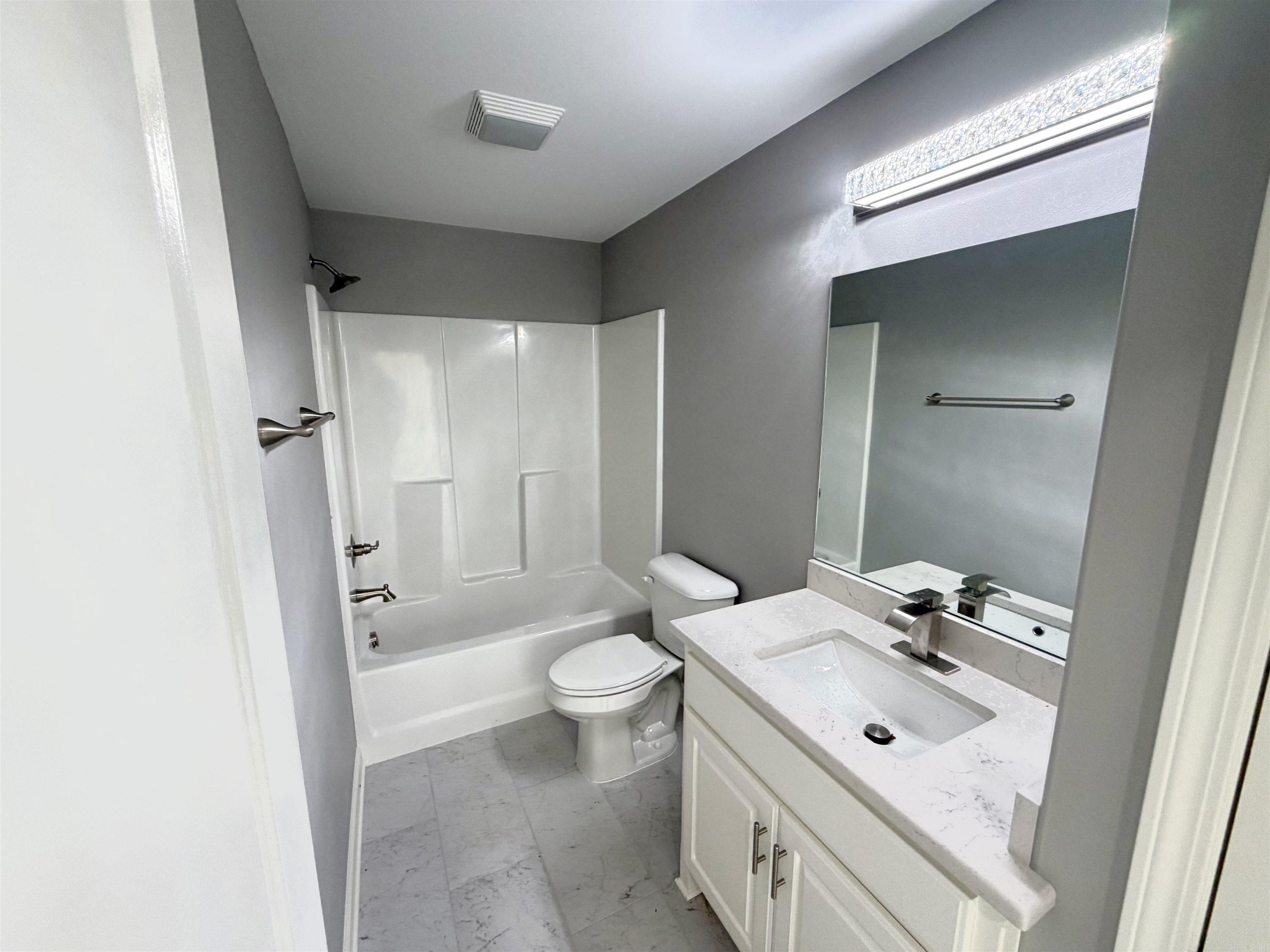 200 Shamsie Lane Property Photo 28
