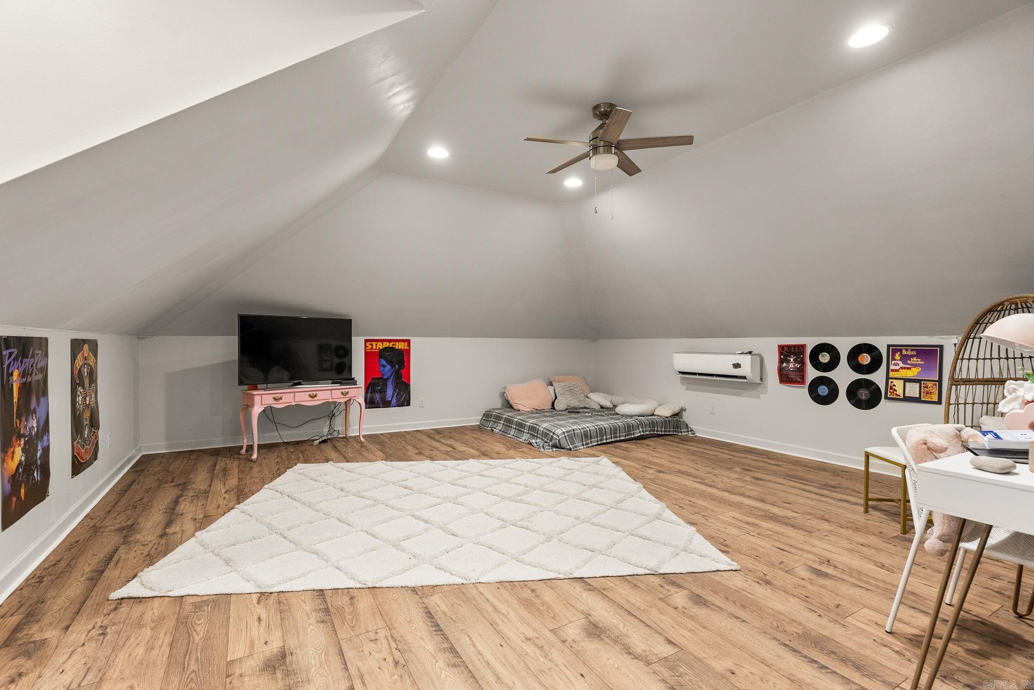 19 Cravache Court Property Photo 37