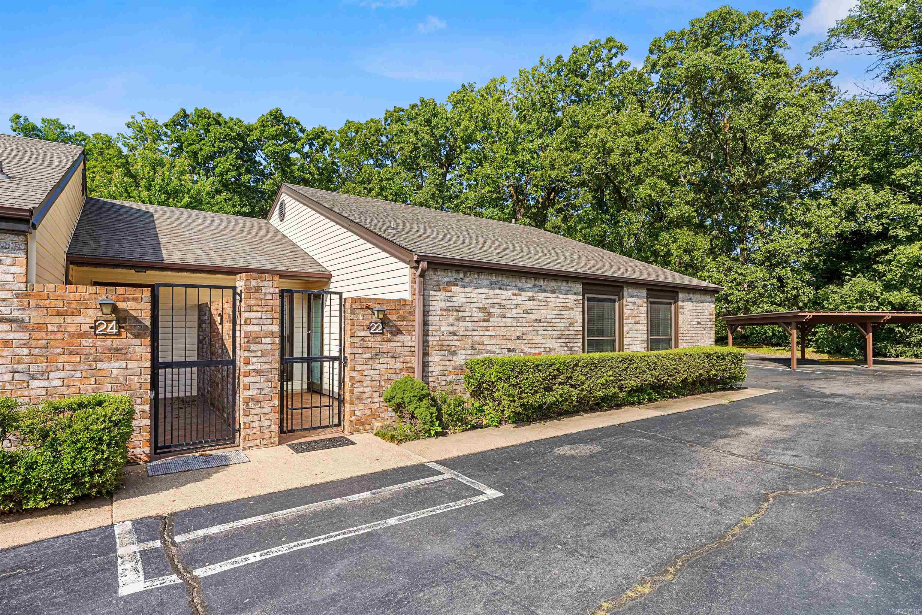 22 Steeplechase Court Property Photo 3