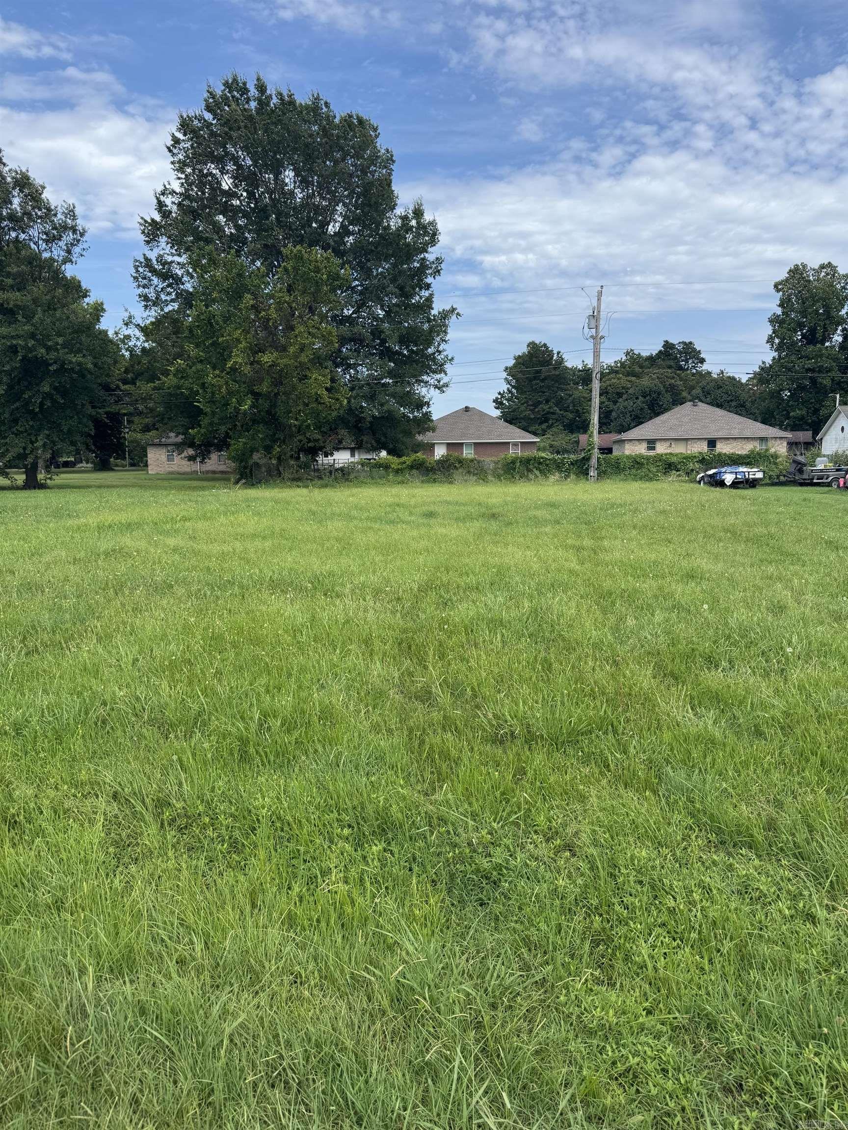 808 Ellis Avenue Property Photo 1