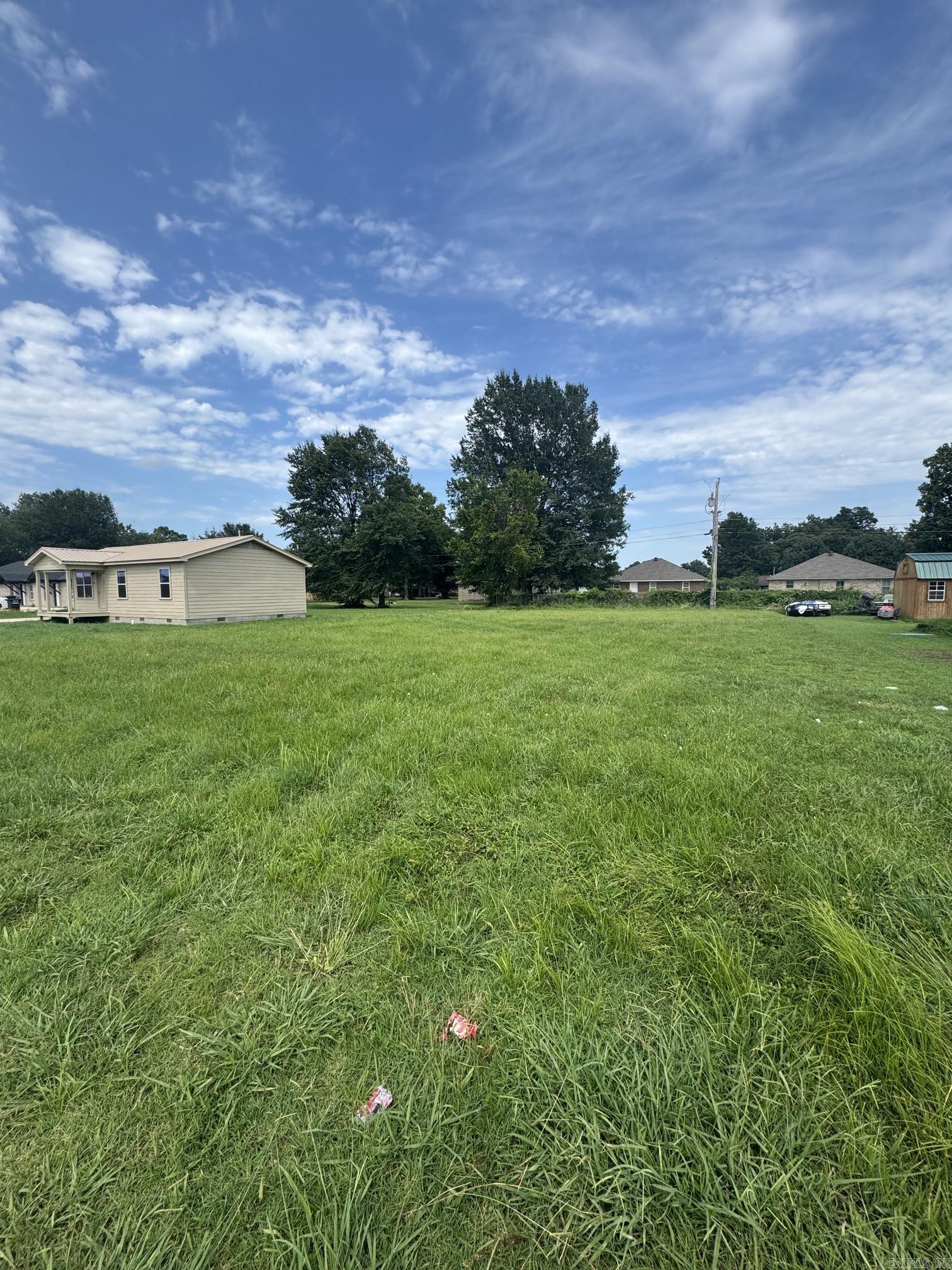 808 Ellis Avenue Property Photo 3