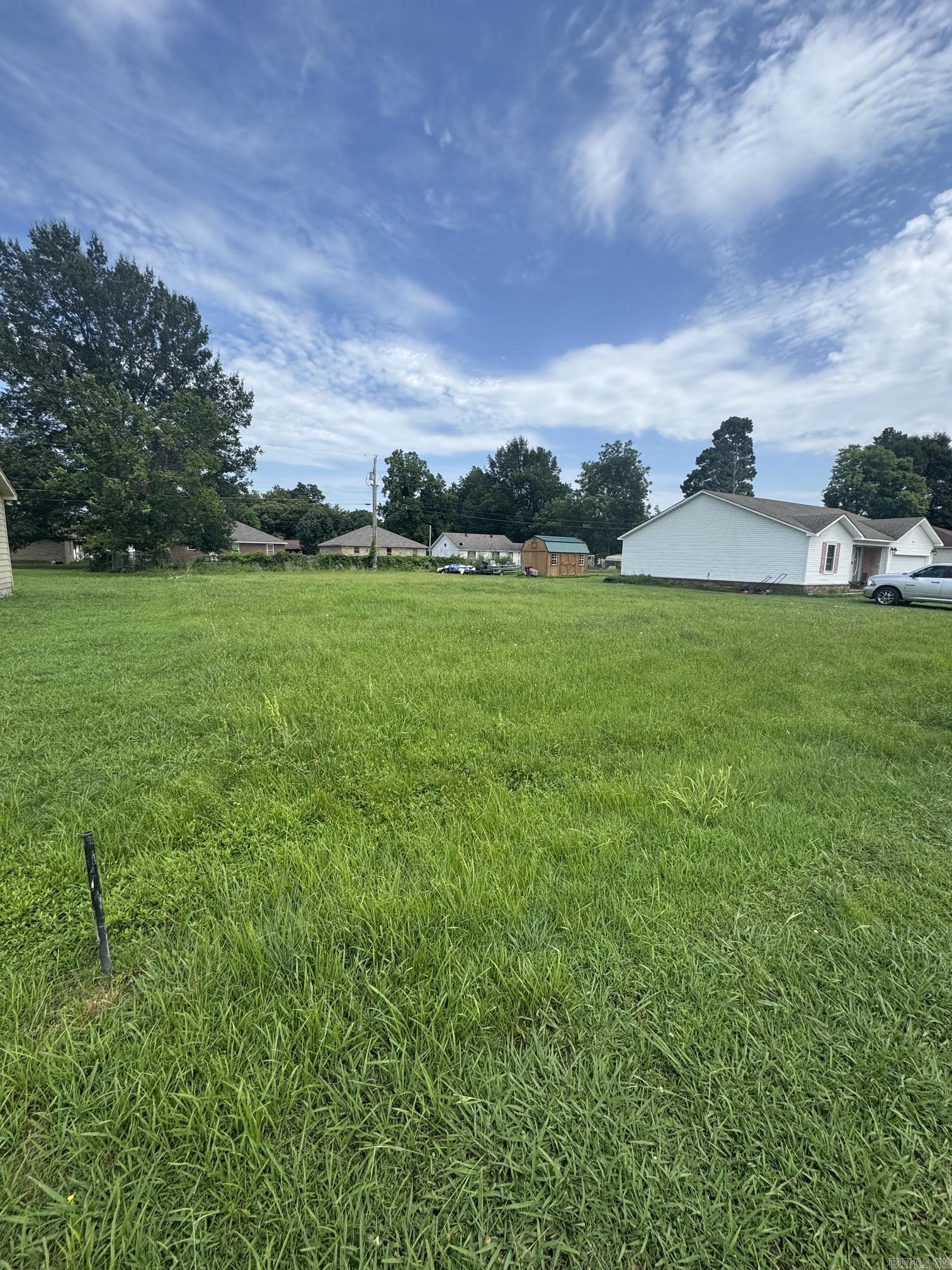 808 Ellis Avenue Property Photo 4
