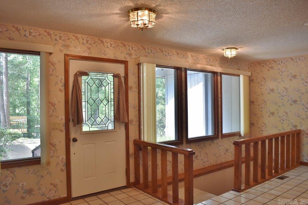 4 Almendra Lane Property Photo 5