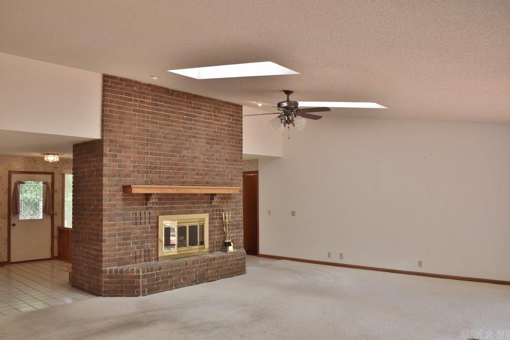 4 Almendra Lane Property Photo 12