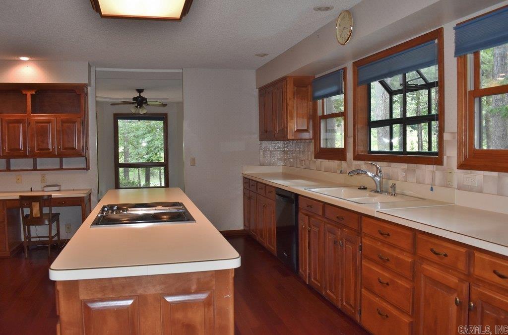 4 Almendra Lane Property Photo 24