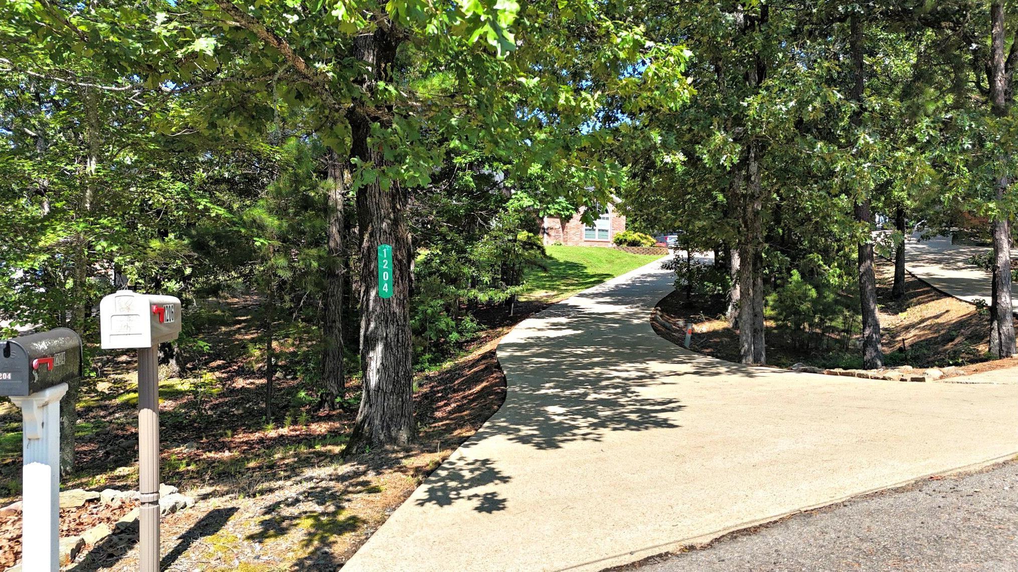 1204 Redbud Drive Property Photo 2