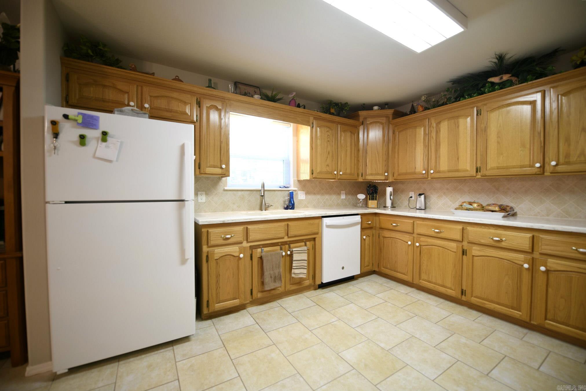 1204 Redbud Drive Property Photo 8