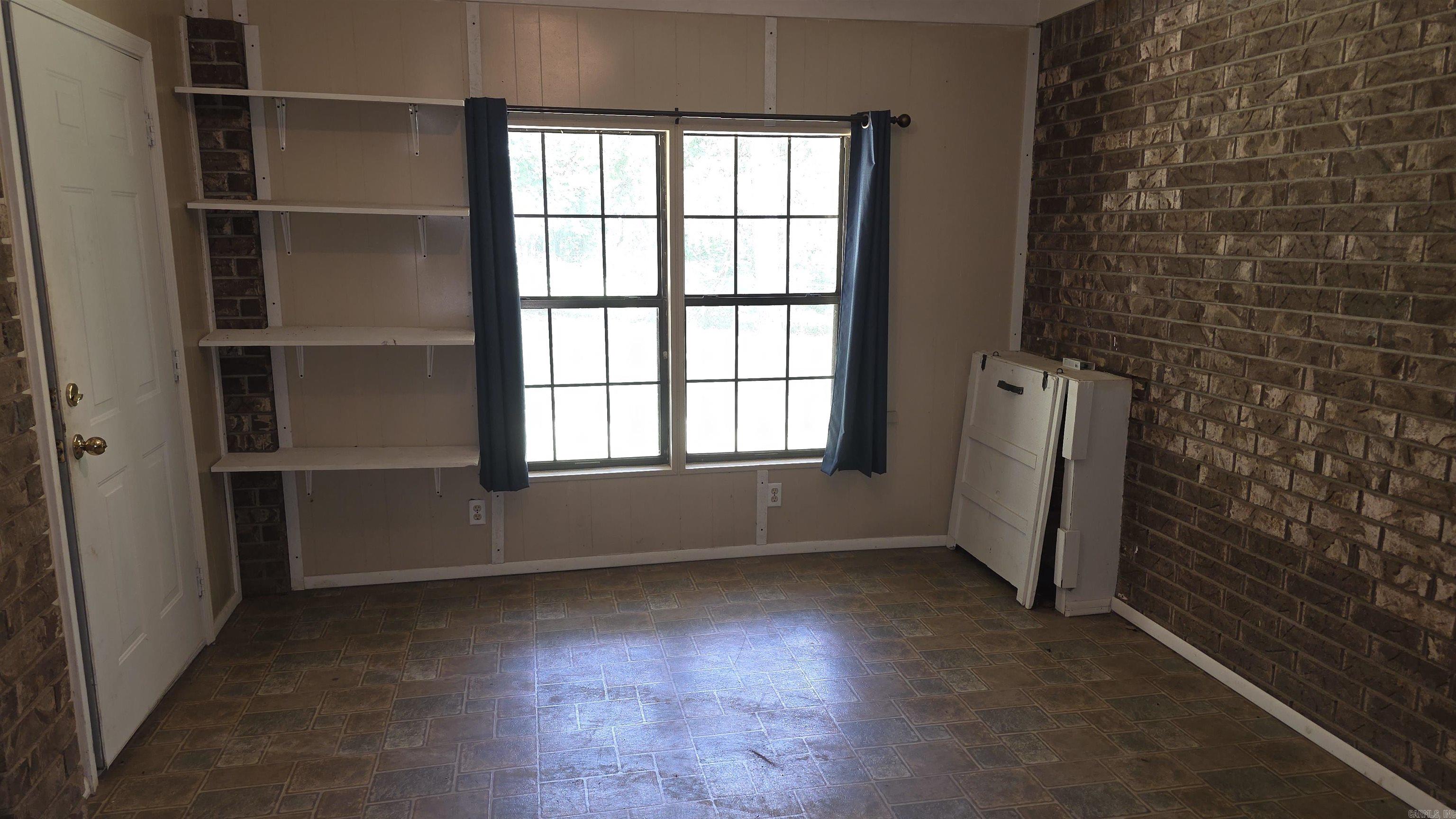 596 County Road 3770 Property Photo 9