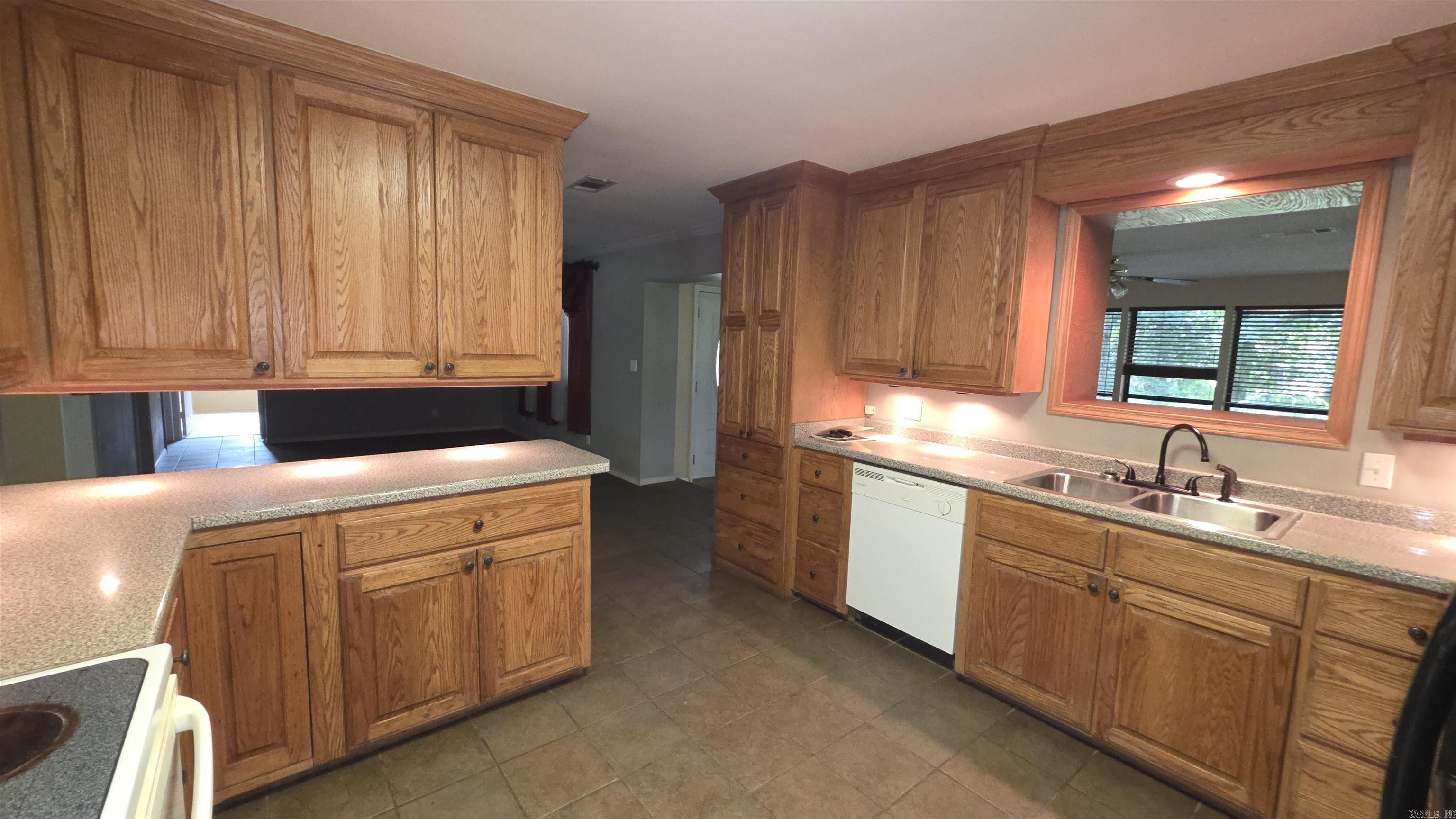 596 County Road 3770 Property Photo 21