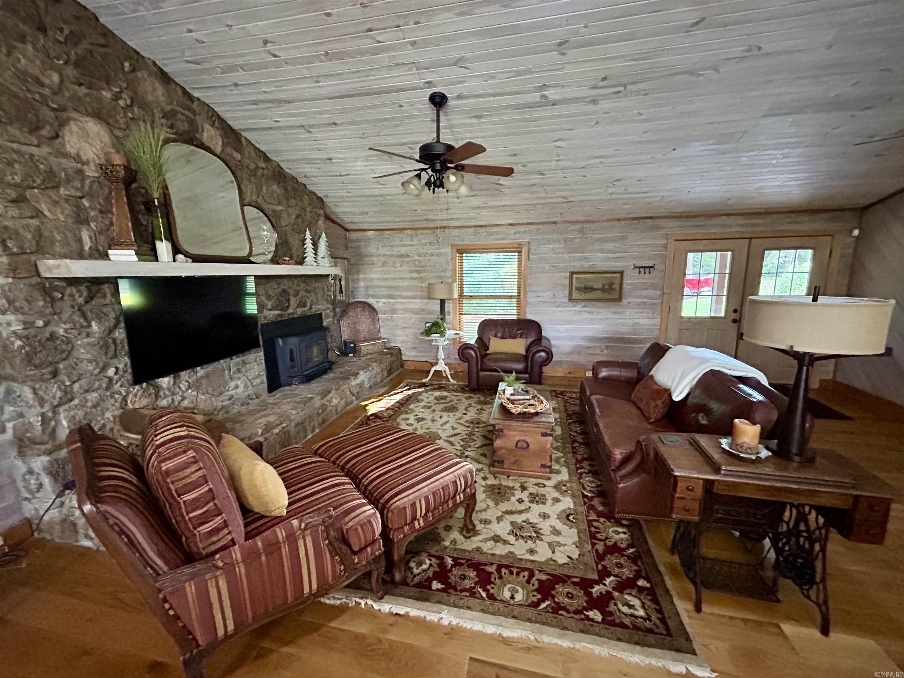 3684 Lute Mountain Road Property Photo 17