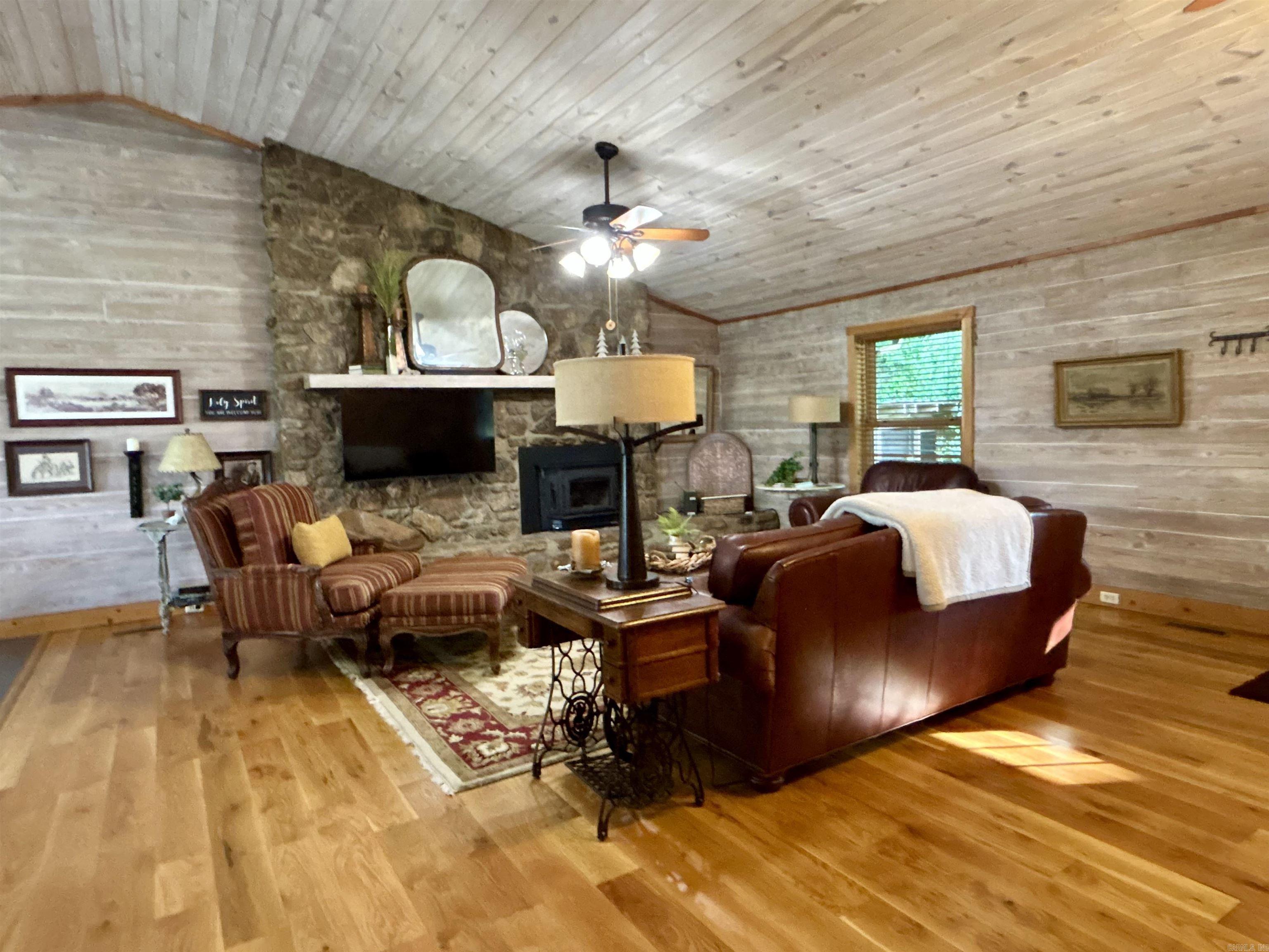 3684 Lute Mountain Road Property Photo 20