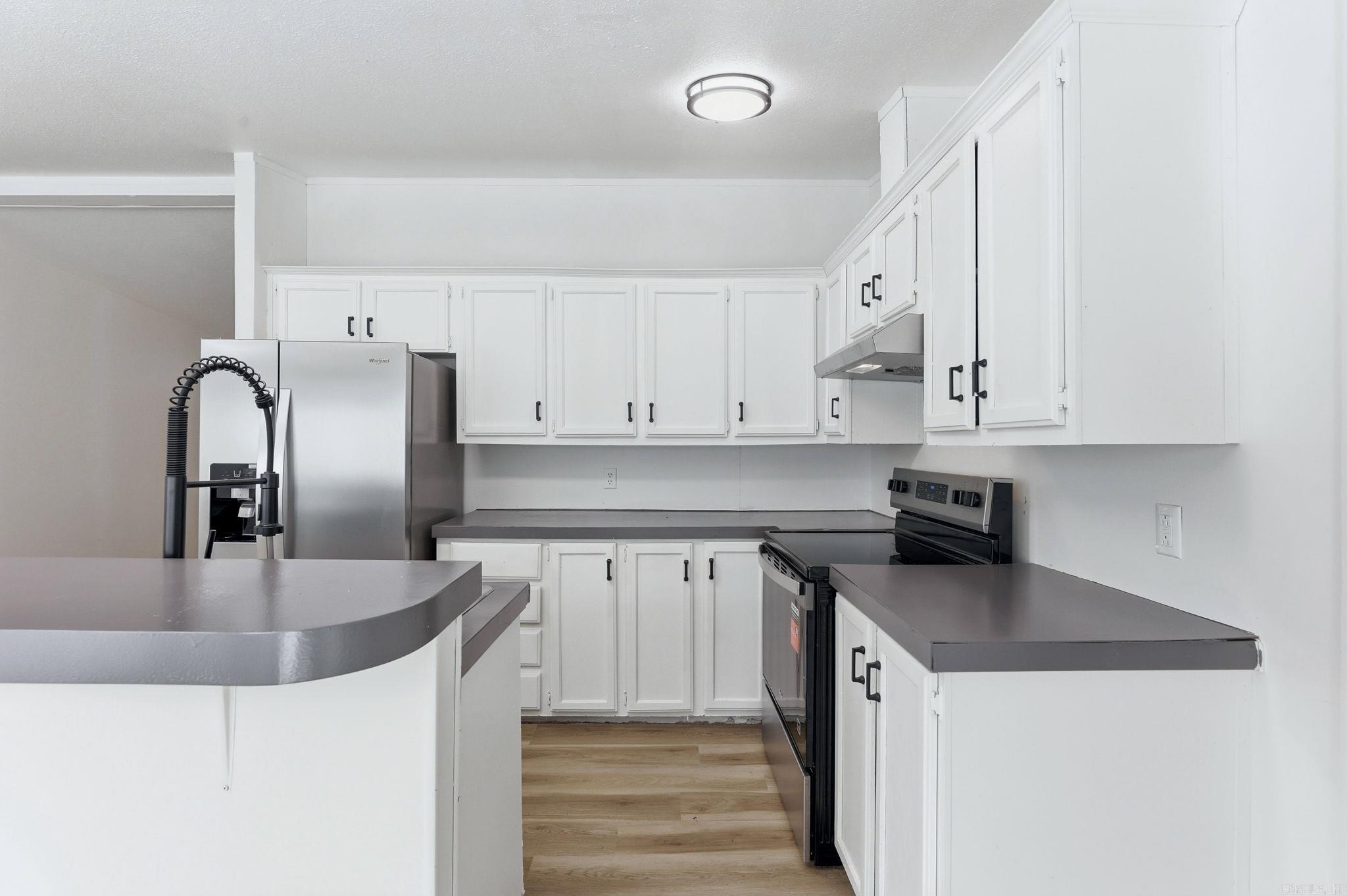 18814 Hill Ridge Property Photo 8