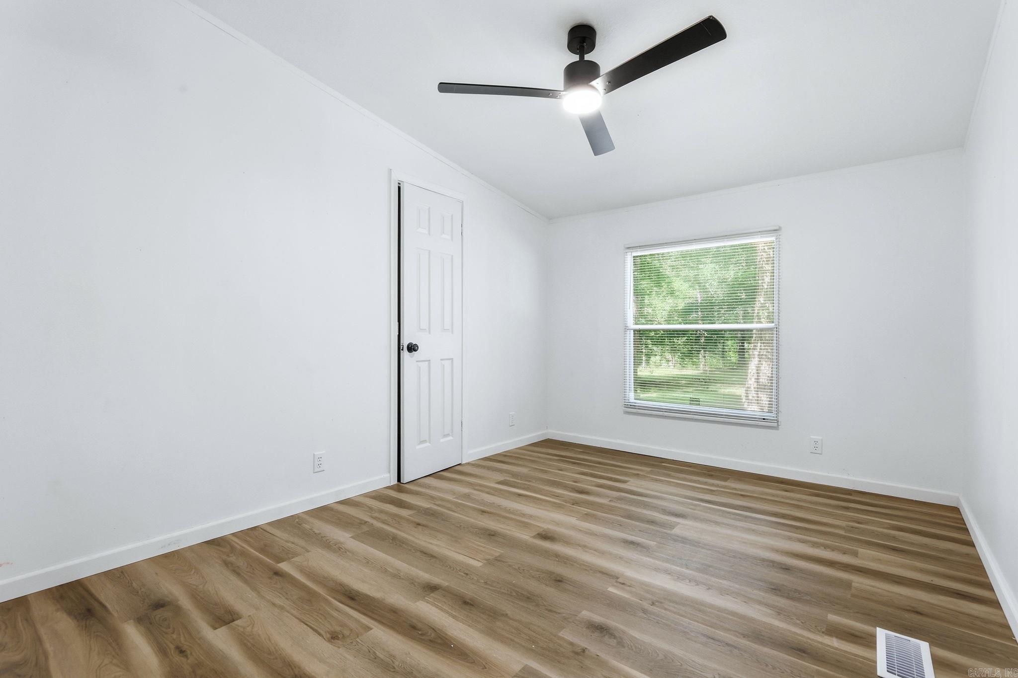 18814 Hill Ridge Property Photo 21