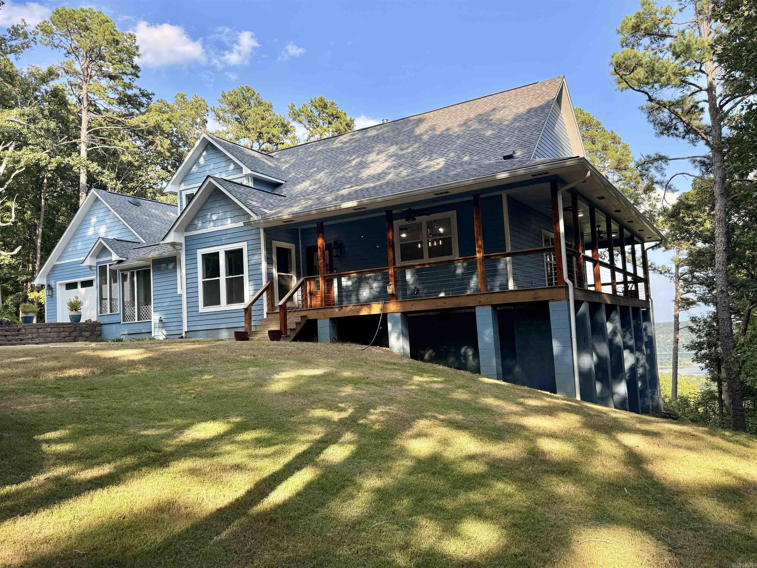 550 Leech Dr. Property Photo 2