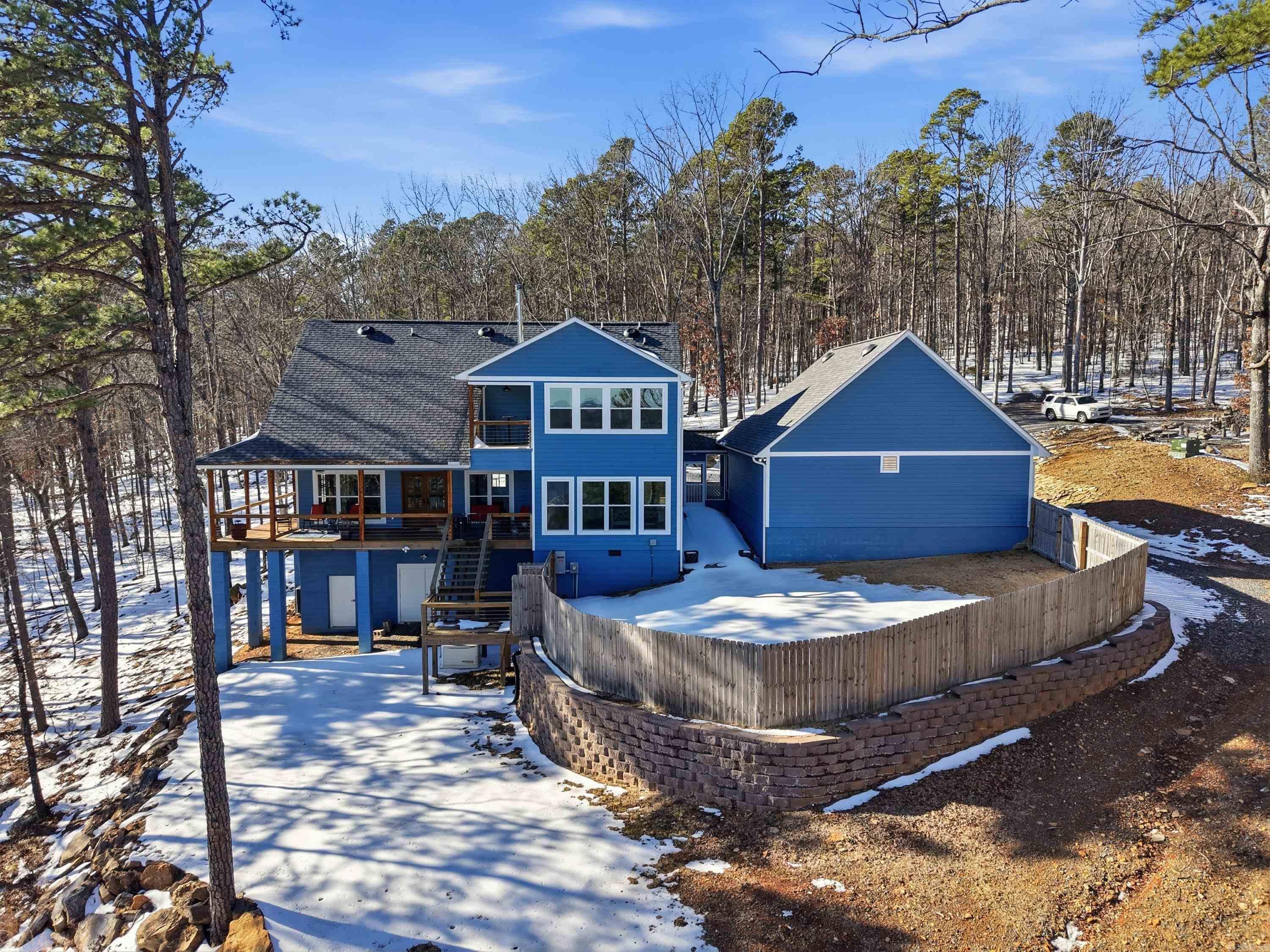 550 Leech Dr. Property Photo 5