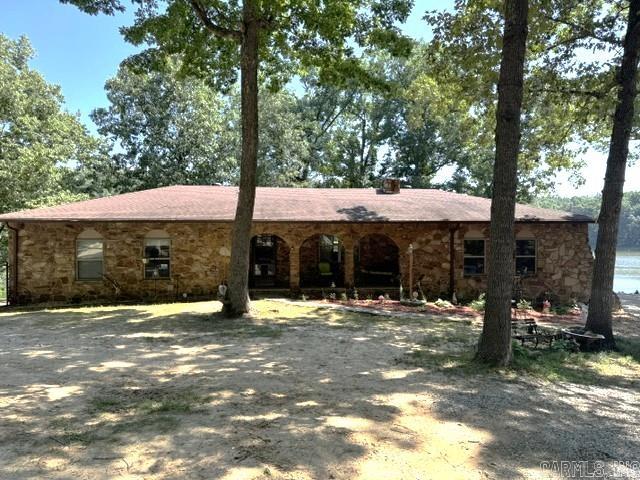 550 Lake Drive