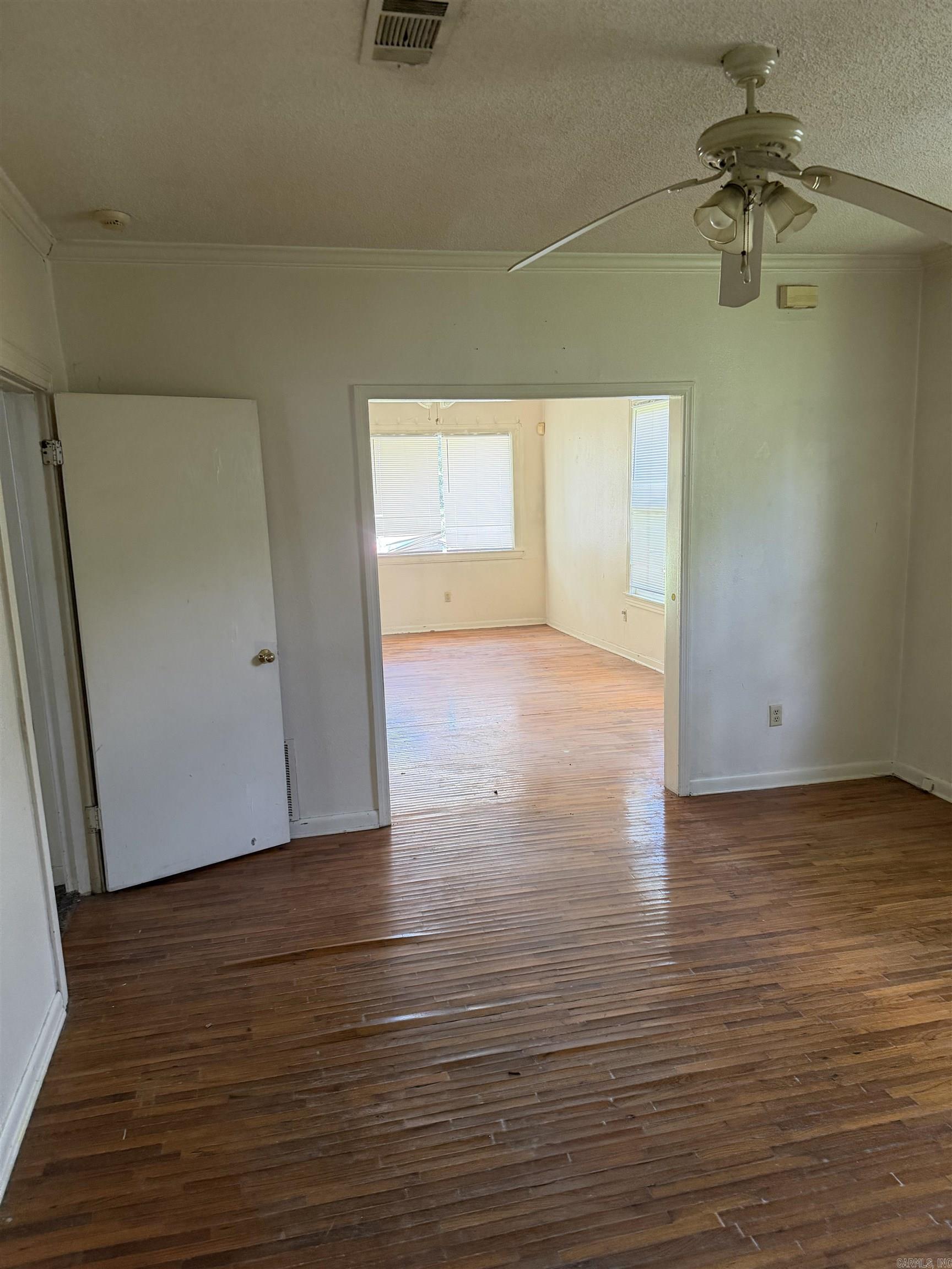 2108 W 15th Ave Property Photo 5
